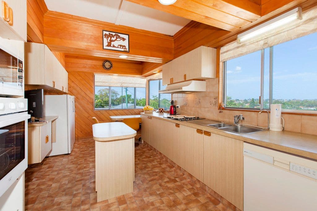 182 Kitchener Road, KEDRON QLD 4031, Kedron - Thumbnail 4
