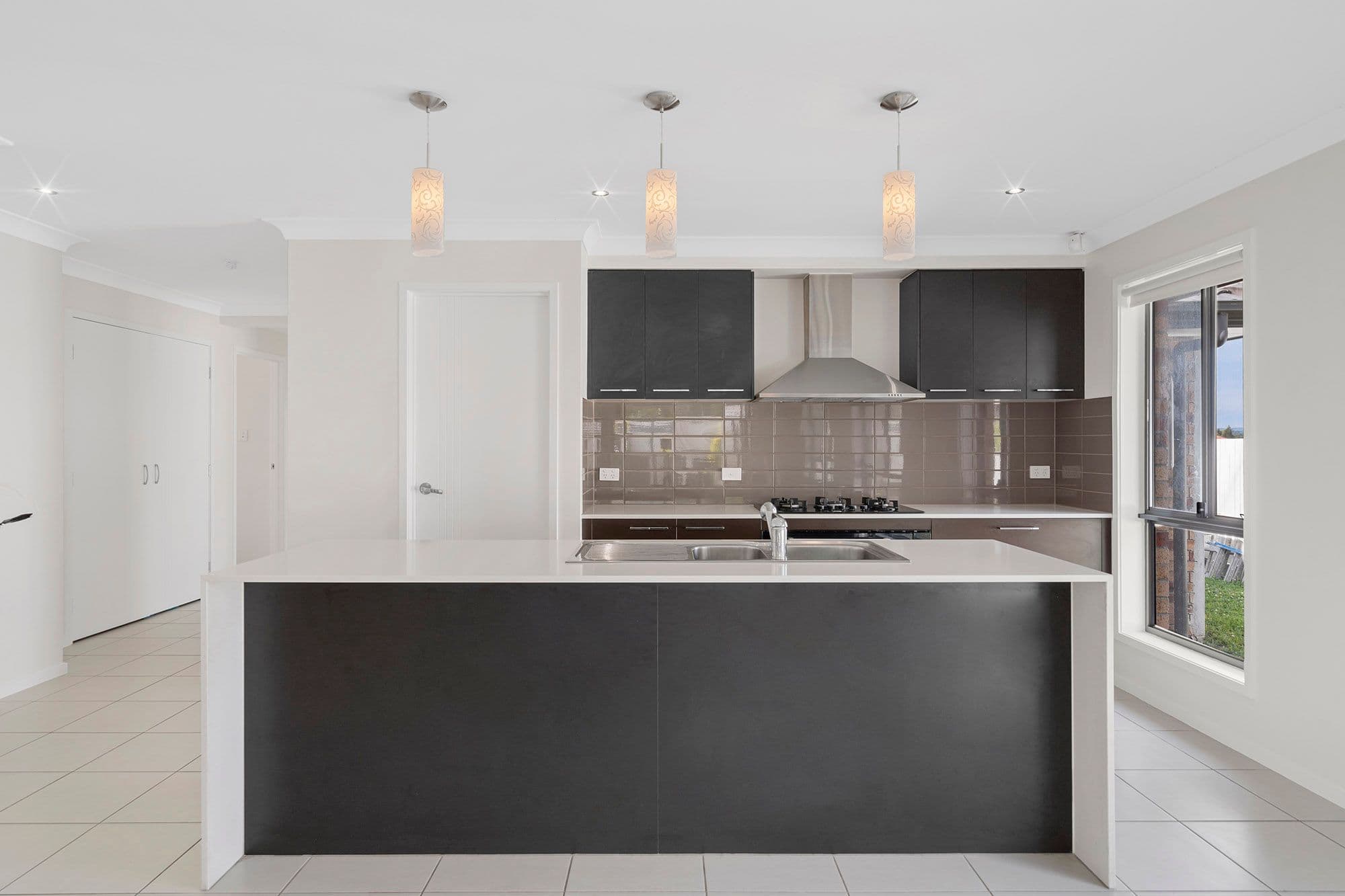 13 Travertine Avenue, Logan Reserve QLD 4133, Logan Reserve - Thumbnail 3