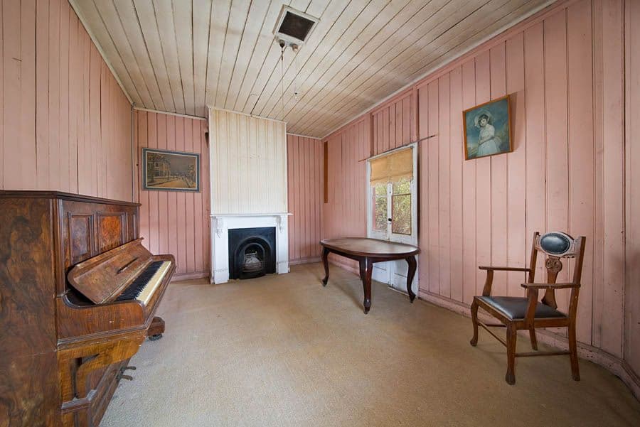 28 Montgomery Street, Mount Victoria - Thumbnail 2