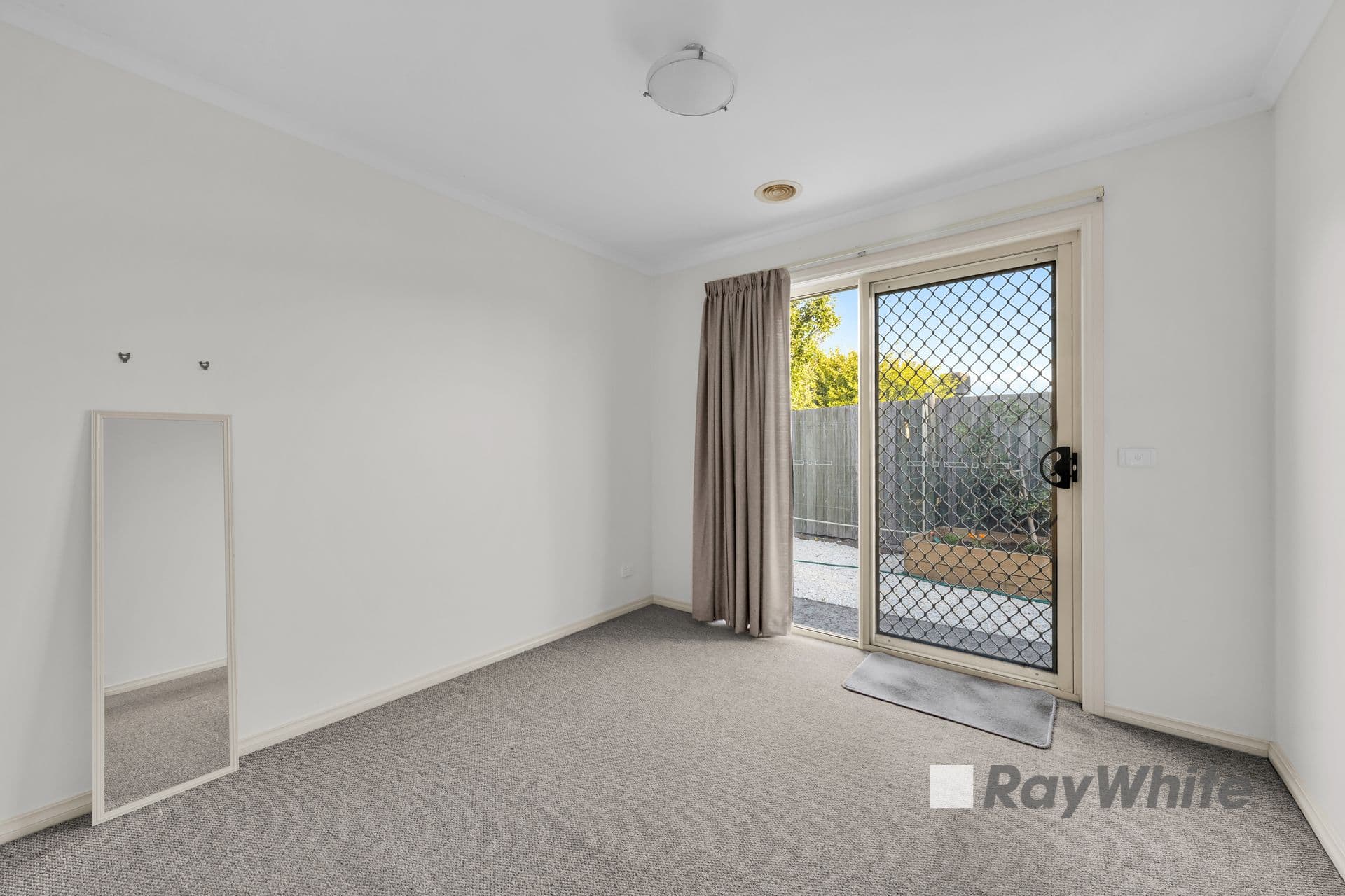20 Milton Place, Narre Warren South VIC 3805, Narre Warren South - Thumbnail 8