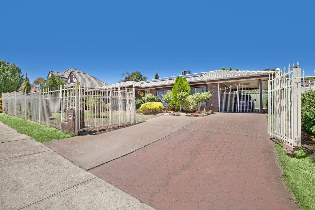 291 Grenfell Road, Redwood Park SA 5097, Redwood Park - Image 1