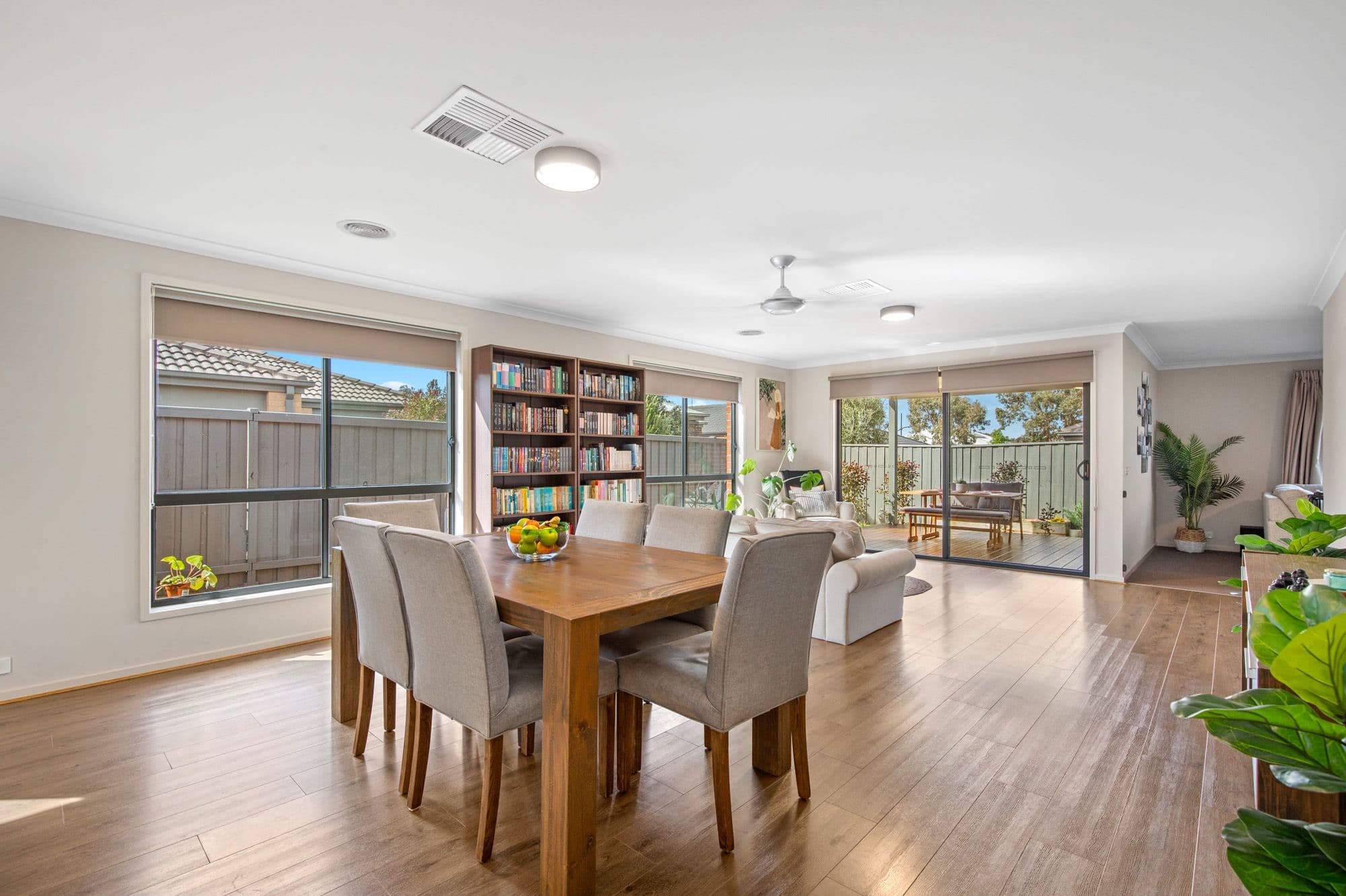 19 Blakewater Crescent, WEIR VIEWS VIC 3338, Weir Views - Thumbnail 5