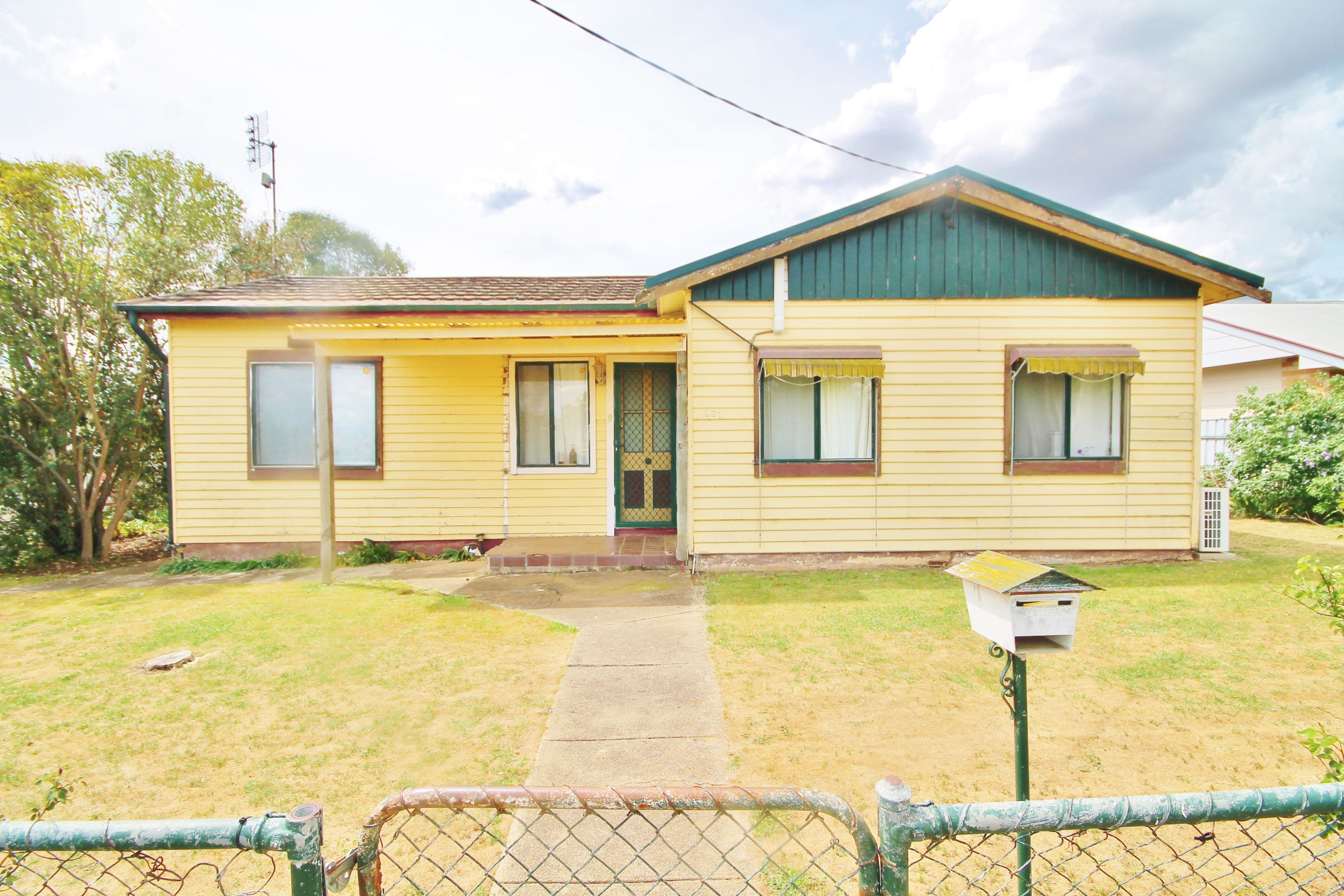 161 Neill Street, Harden - Image 1