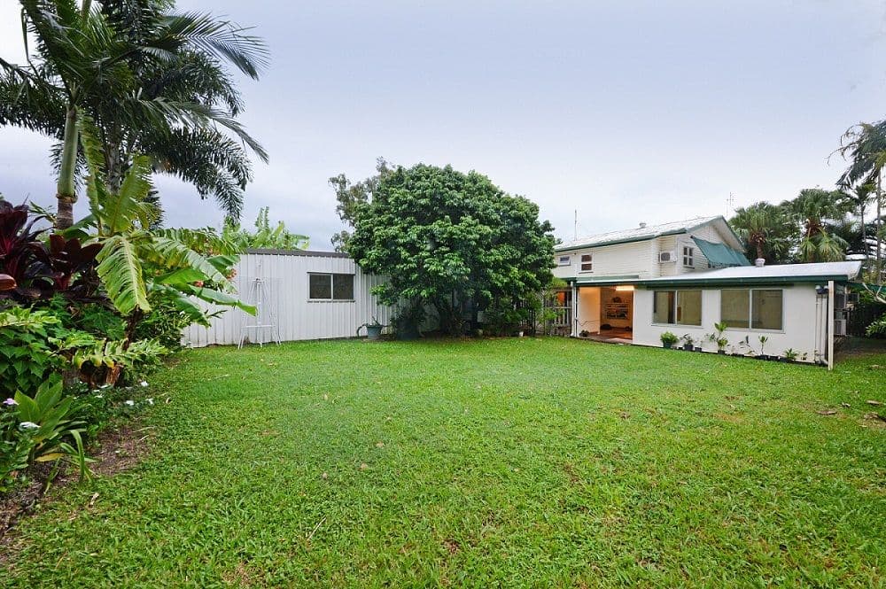 198 Shute Harbour Road, CANNONVALE QLD 4802, Cannonvale - Thumbnail 6