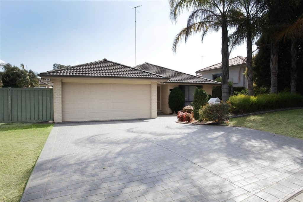 6 Carnoustie Place, GLENMORE PARK NSW 2745, Glenmore Park - Image 1