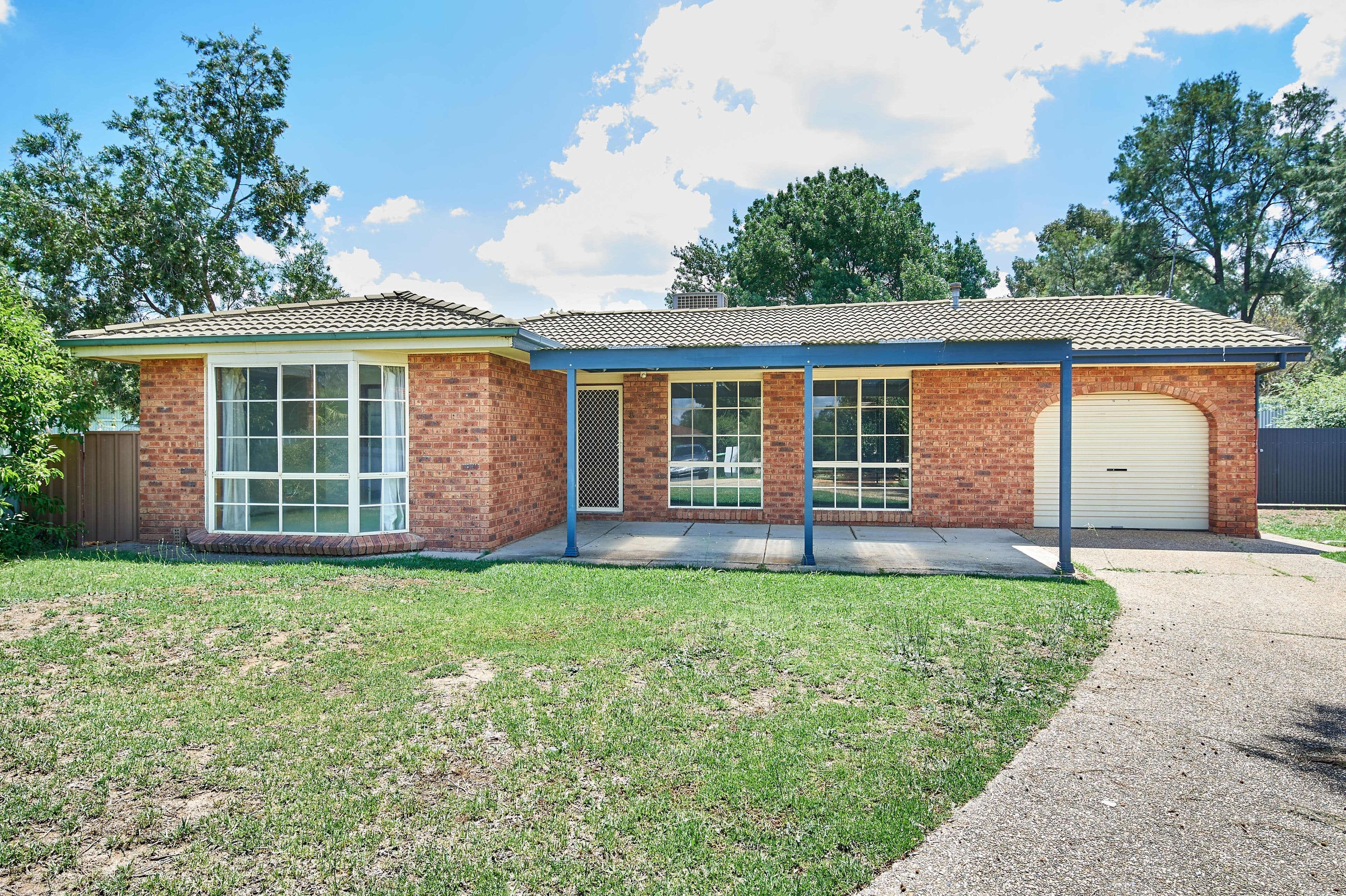 6 Matheson Place, Estella NSW 2650, Estella - Image 1