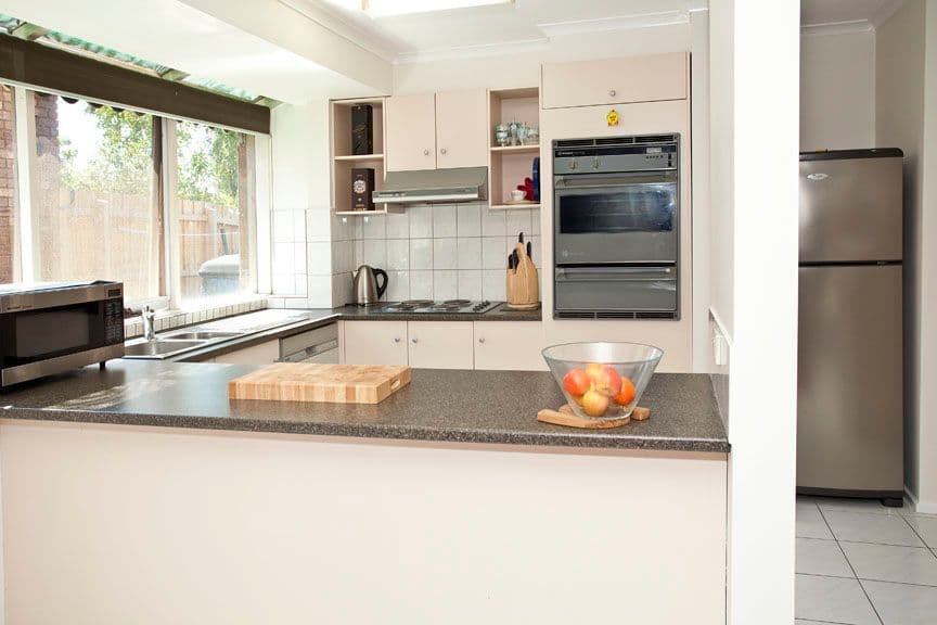 40 Tourmaline Crescent, WHEELERS HILL VIC 3150, Wheelers Hill - Thumbnail 4