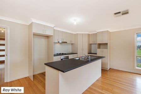 4 Lumsden Lane, Yass - Thumbnail 3