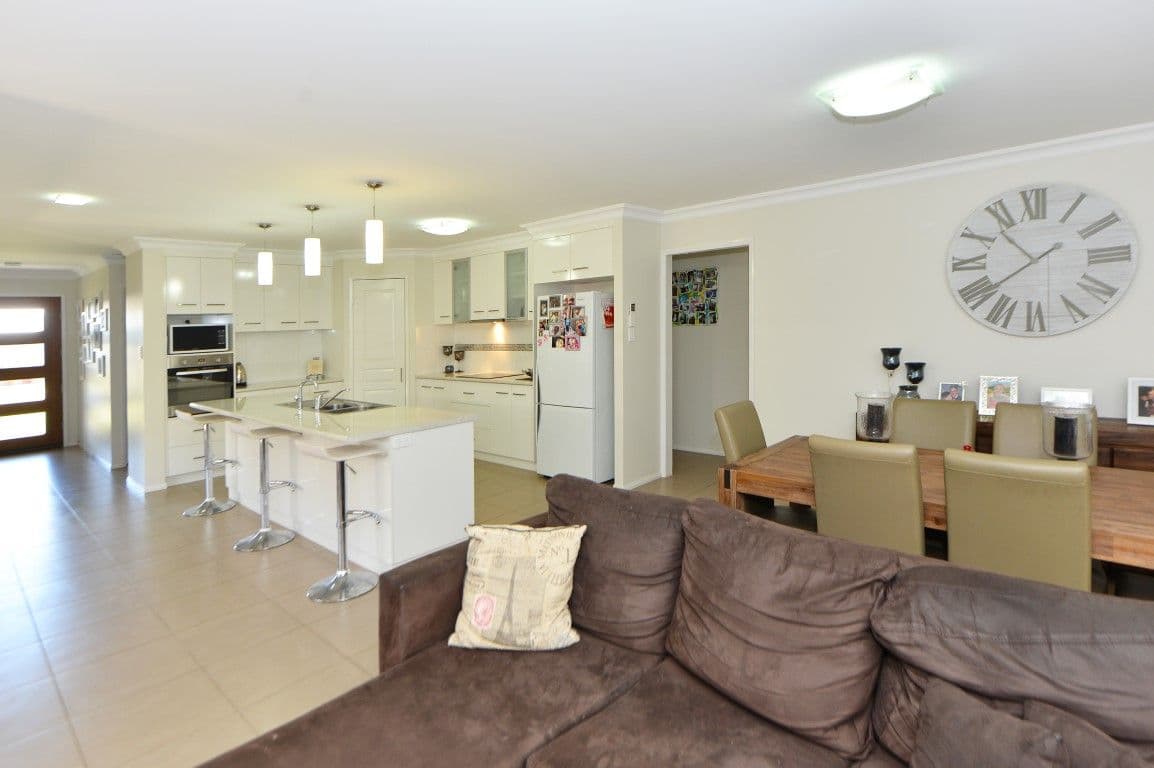 17 O'Grady Street, Kearneys Spring QLD 4350, Kearneys Spring - Thumbnail 3