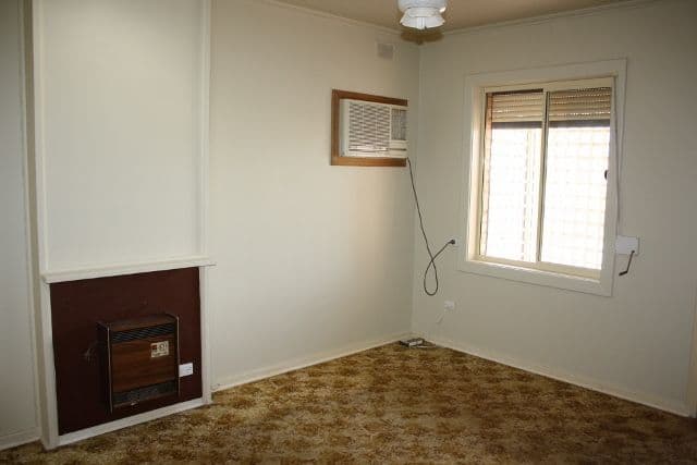 4 Henderson Street, Whyalla Norrie SA 5608, Whyalla Norrie - Thumbnail 5