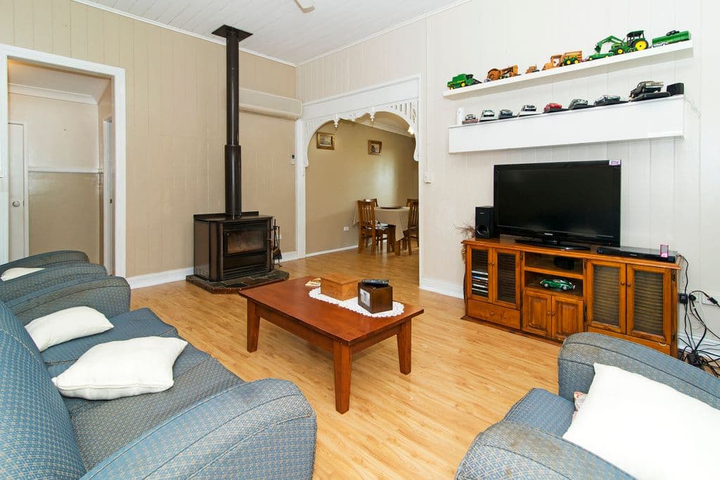 6 Fairfax Street, Cambooya QLD 4358, Cambooya - Thumbnail 2