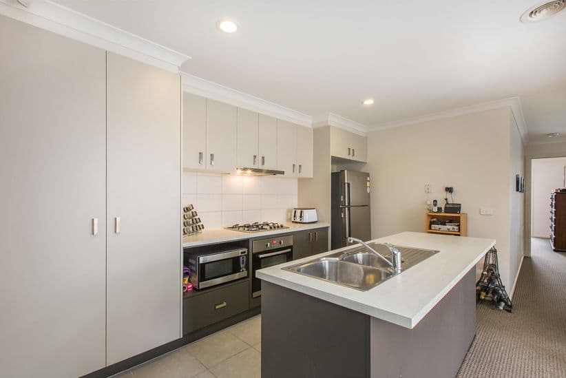 16 Lucca Walk, Mernda VIC 3754, Mernda - Thumbnail 4