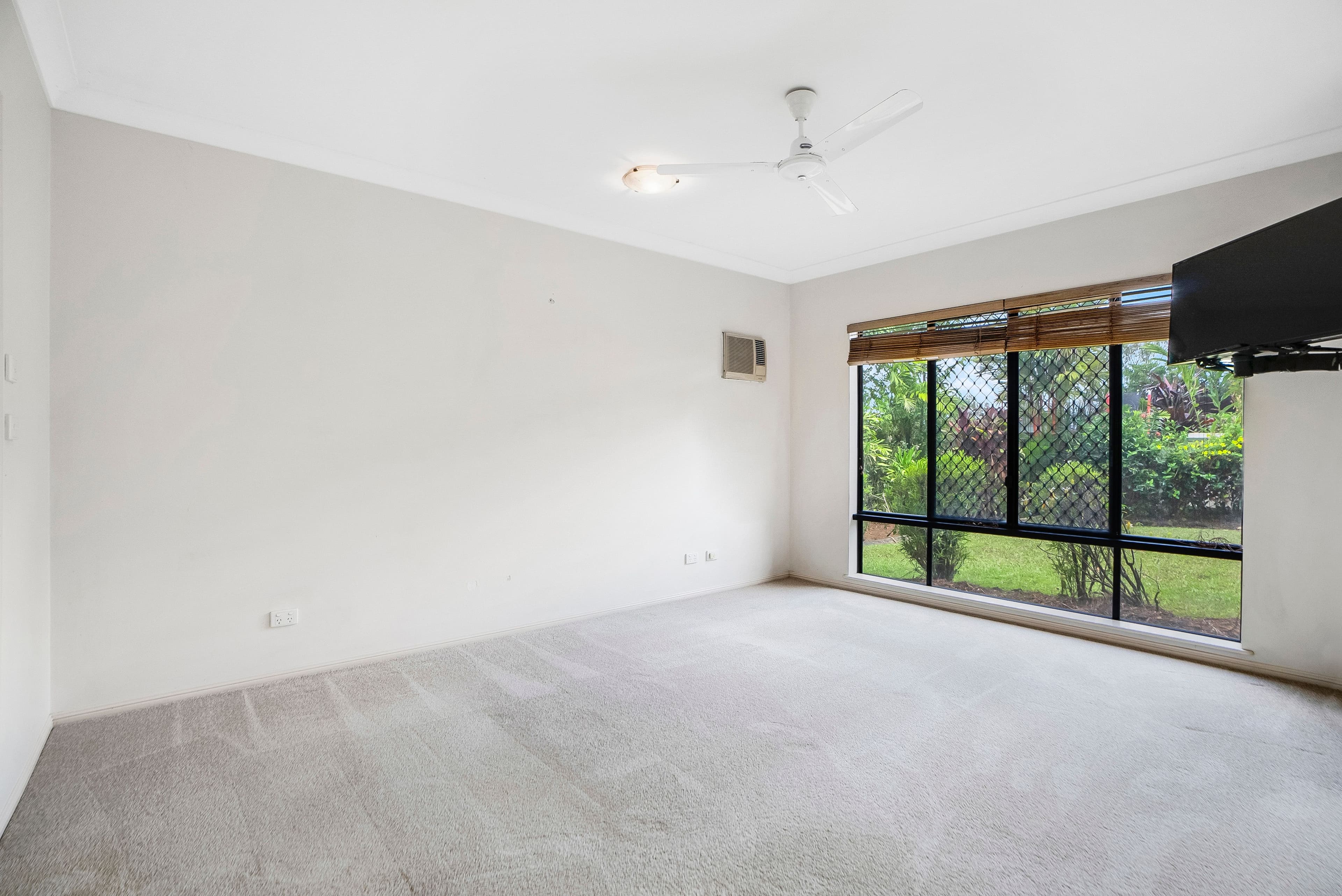 8 Spowatt Close, Kanimbla QLD 4870, Kanimbla - Thumbnail 8