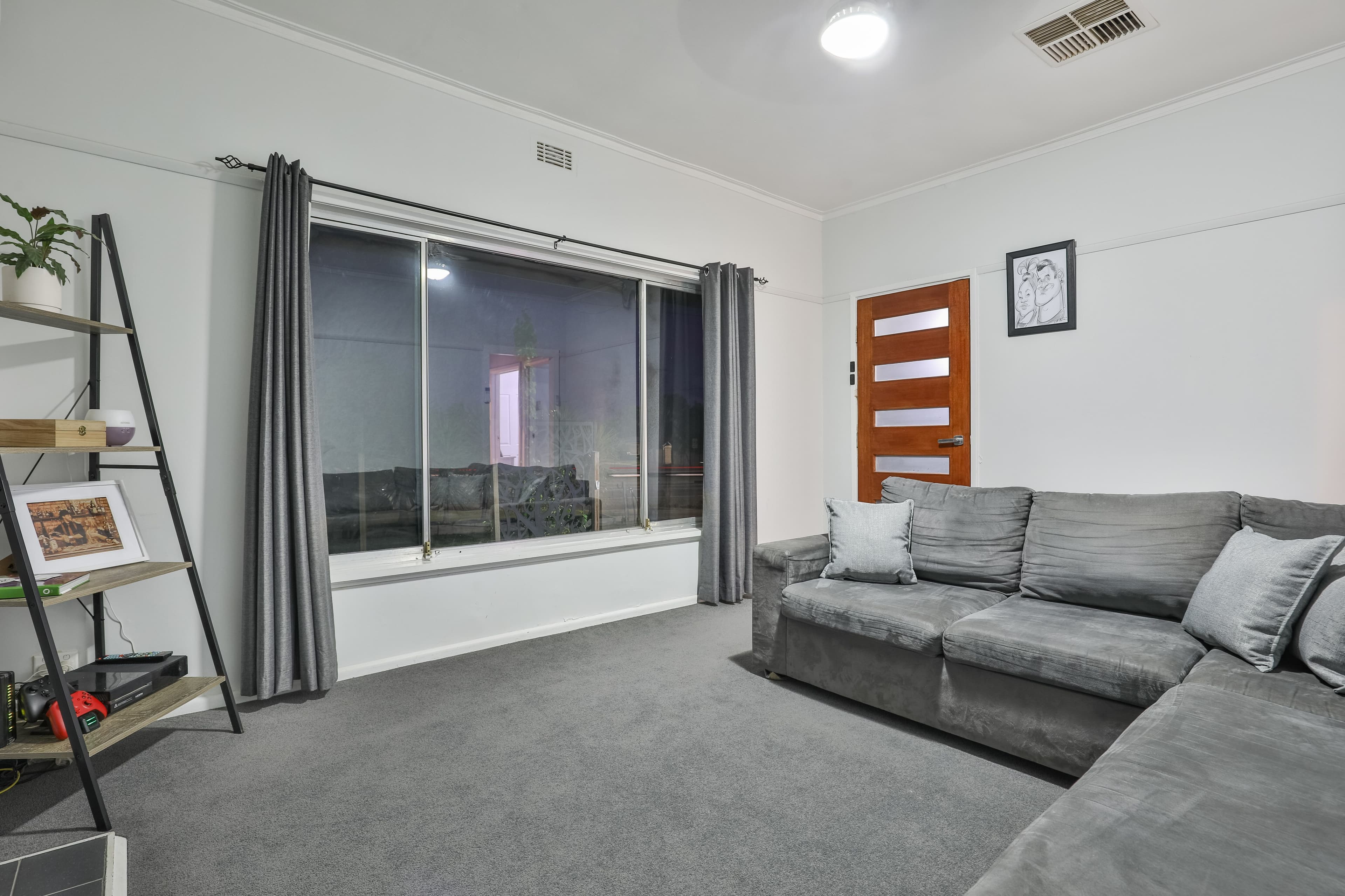 92 Ontario Avenue, Mildura VIC 3500, Mildura - Thumbnail 6