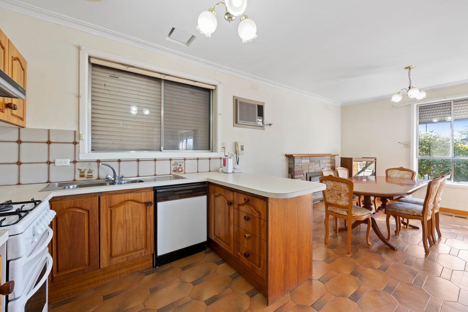 11 Nicholas Street, Lilydale VIC 3140, Lilydale - Thumbnail 4
