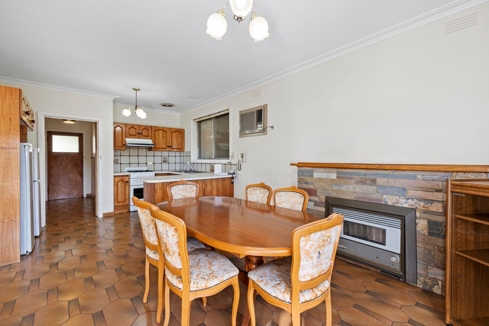 11 Nicholas Street, Lilydale VIC 3140, Lilydale - Thumbnail 5