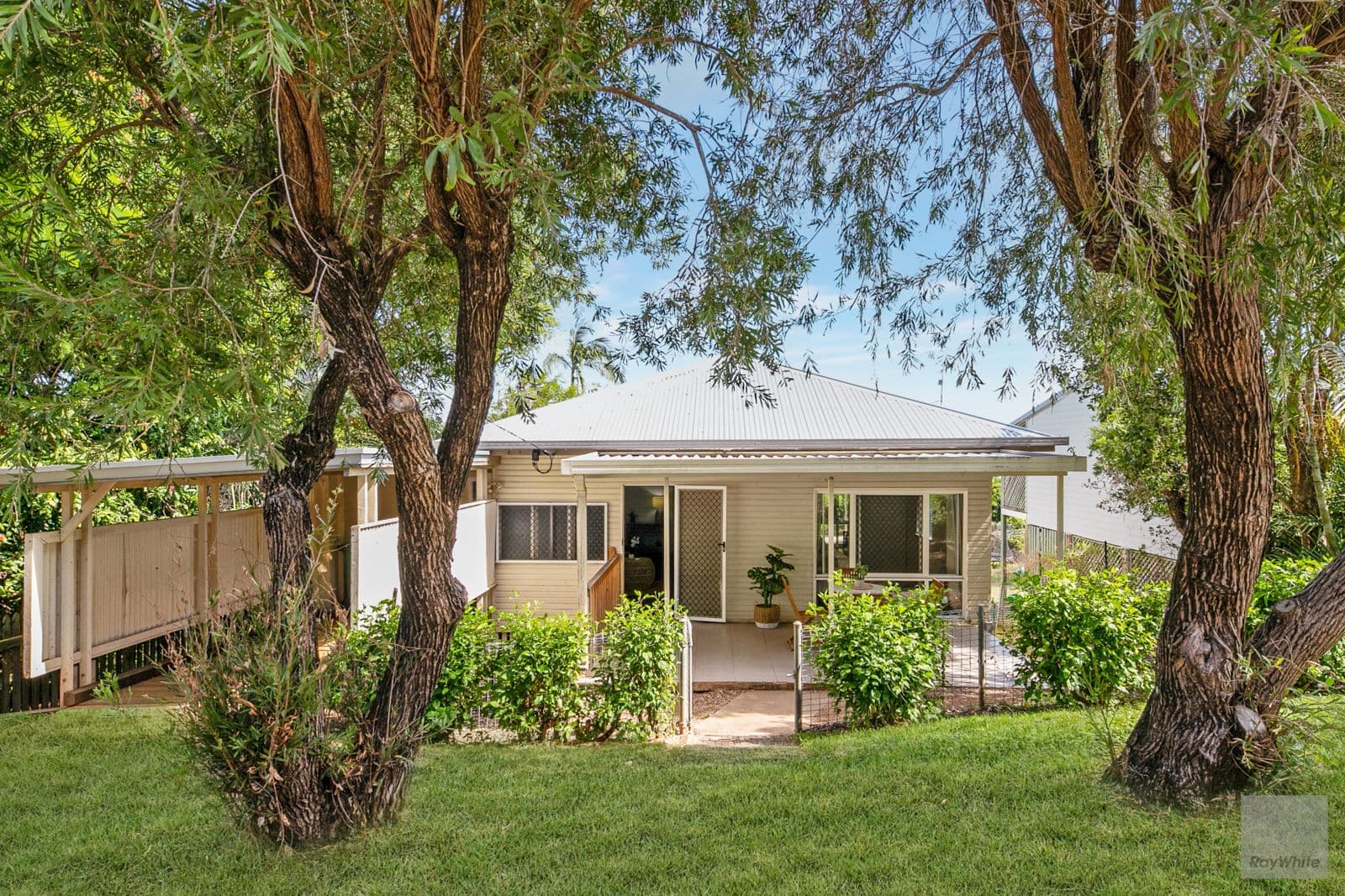 38 Cliff Street, Yeppoon QLD 4703, Yeppoon - Image 1