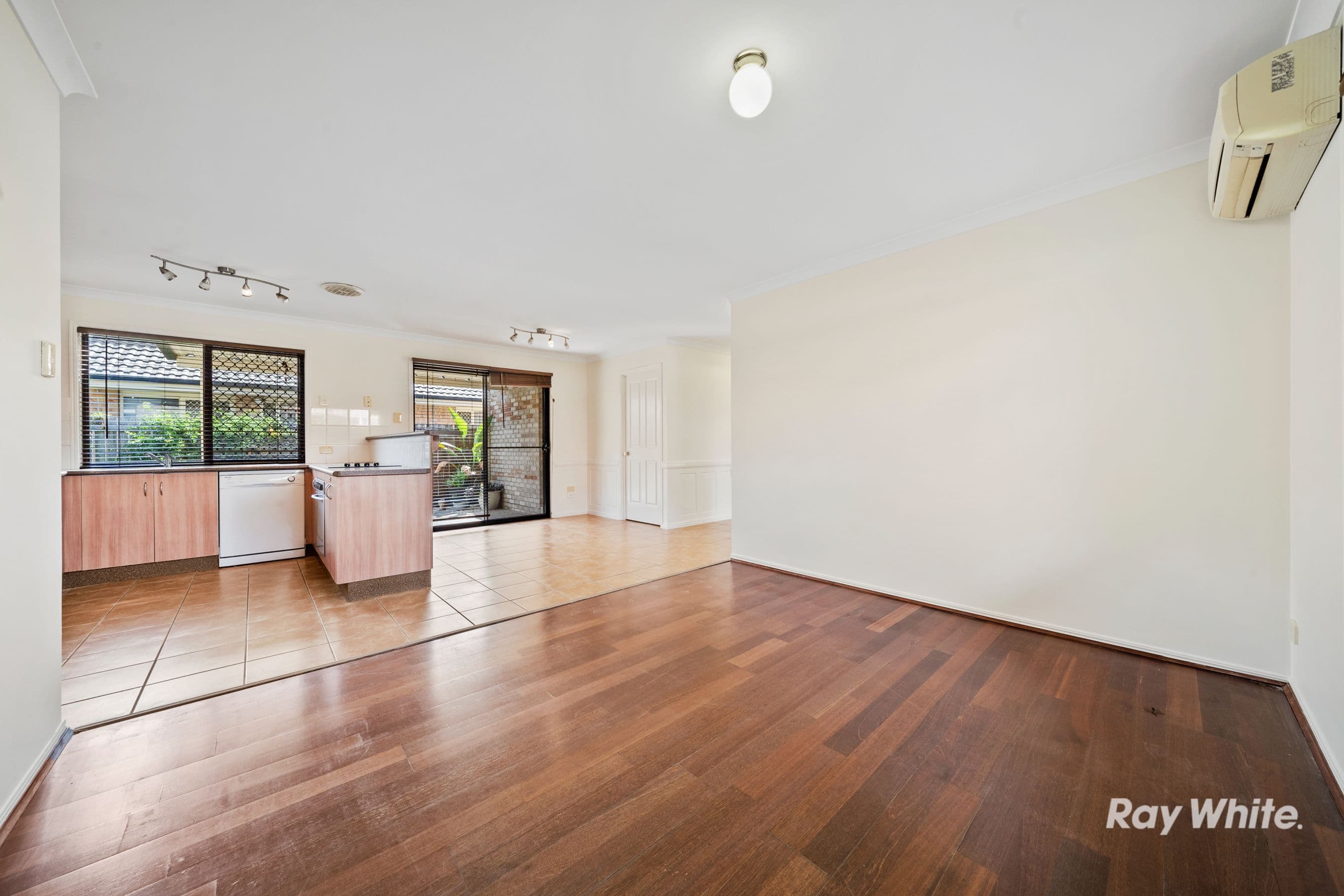 17 Lakes Entrance, Meadowbrook QLD 4131, Meadowbrook - Thumbnail 8