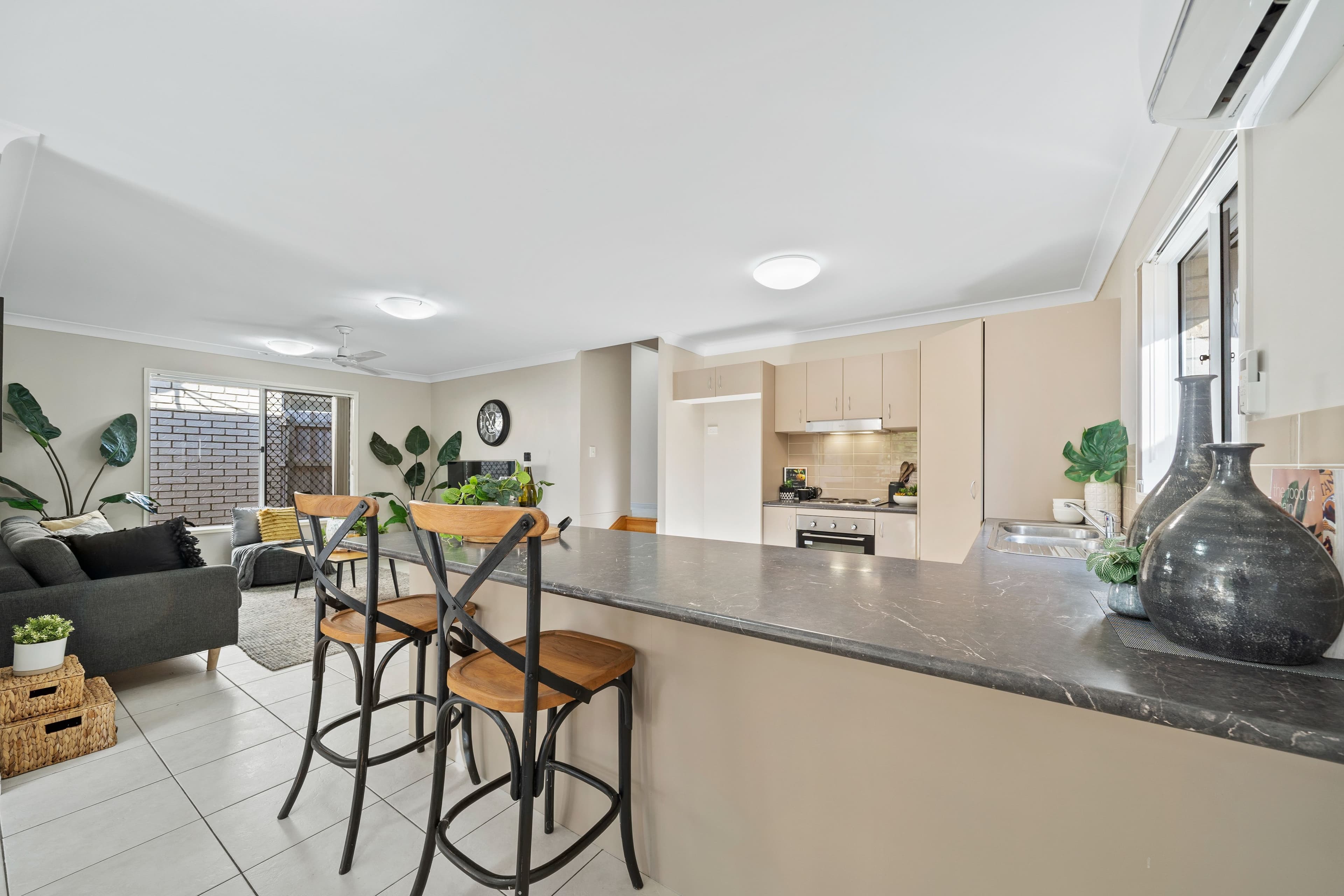 27 Mossman Parade, Waterford QLD 4133, Waterford - Thumbnail 3