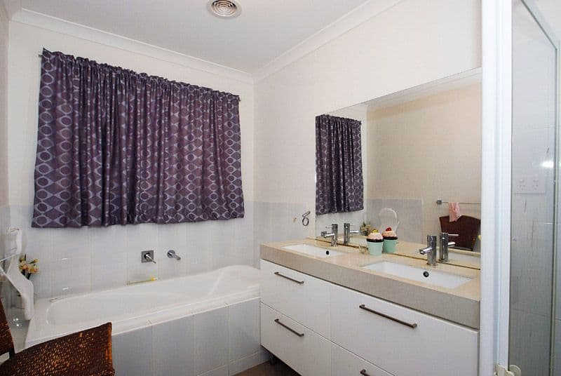 2 Holly Place, CARRUM DOWNS VIC 3201, Carrum Downs - Thumbnail 8