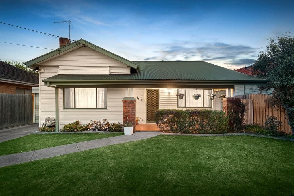 7 Frankston Street, Reservoir VIC 3073, Reservoir - Image 1