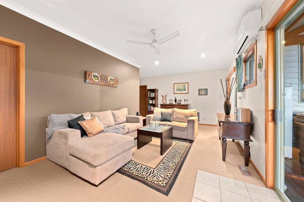 7 Frankston Street, Reservoir VIC 3073, Reservoir - Thumbnail 6
