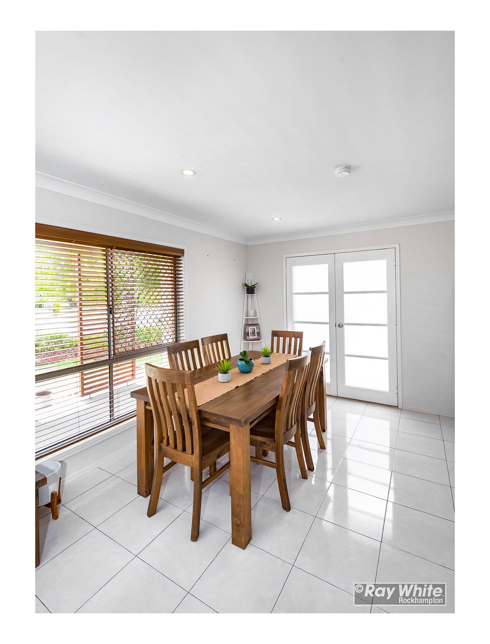 27 Kingfisher Parade, Norman Gardens QLD 4701, Norman Gardens - Thumbnail 5
