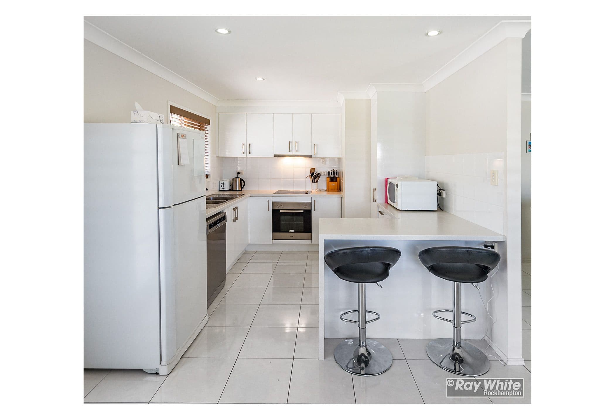 27 Kingfisher Parade, Norman Gardens QLD 4701, Norman Gardens - Thumbnail 7