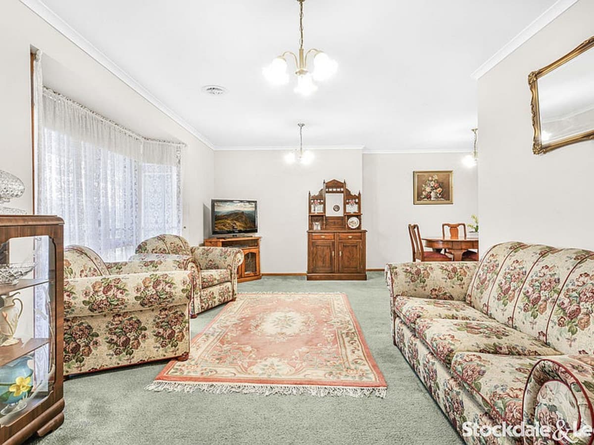 18 Balmoral Way, PAKENHAM VIC 3810, Pakenham - Thumbnail 2
