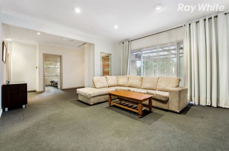 26 Douglas Street, Ashwood VIC 3147, Ashwood - Thumbnail 2