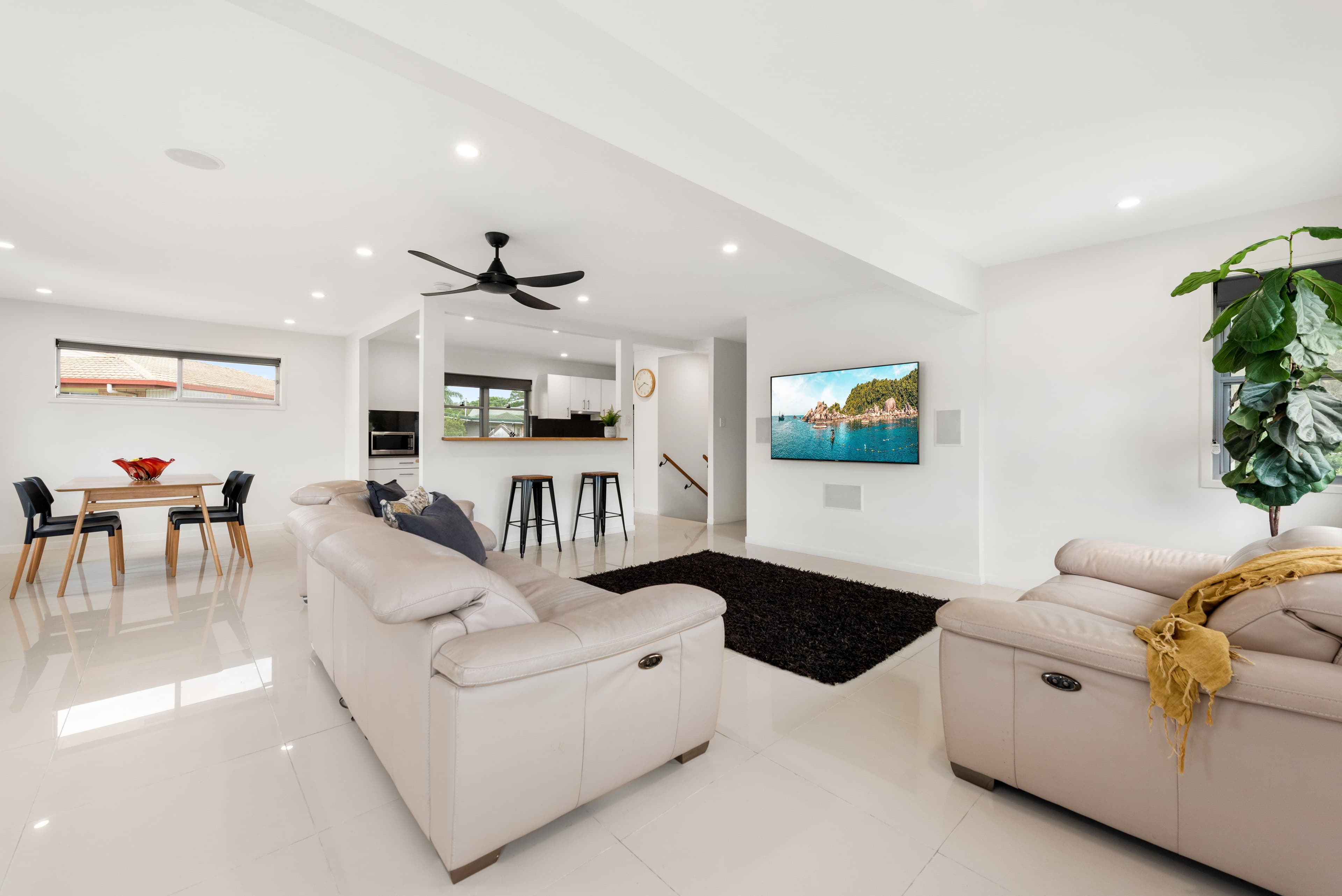 22 Kenrose Street, Carina QLD 4152, Carina - Thumbnail 2