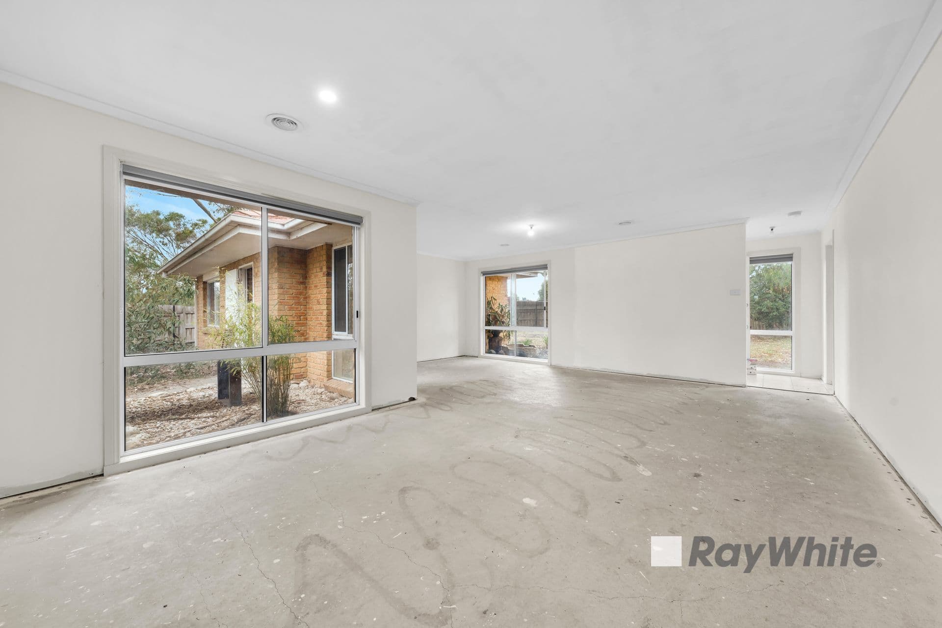 19 Springvalley Way, Narre Warren South VIC 3805, Narre Warren South - Thumbnail 5