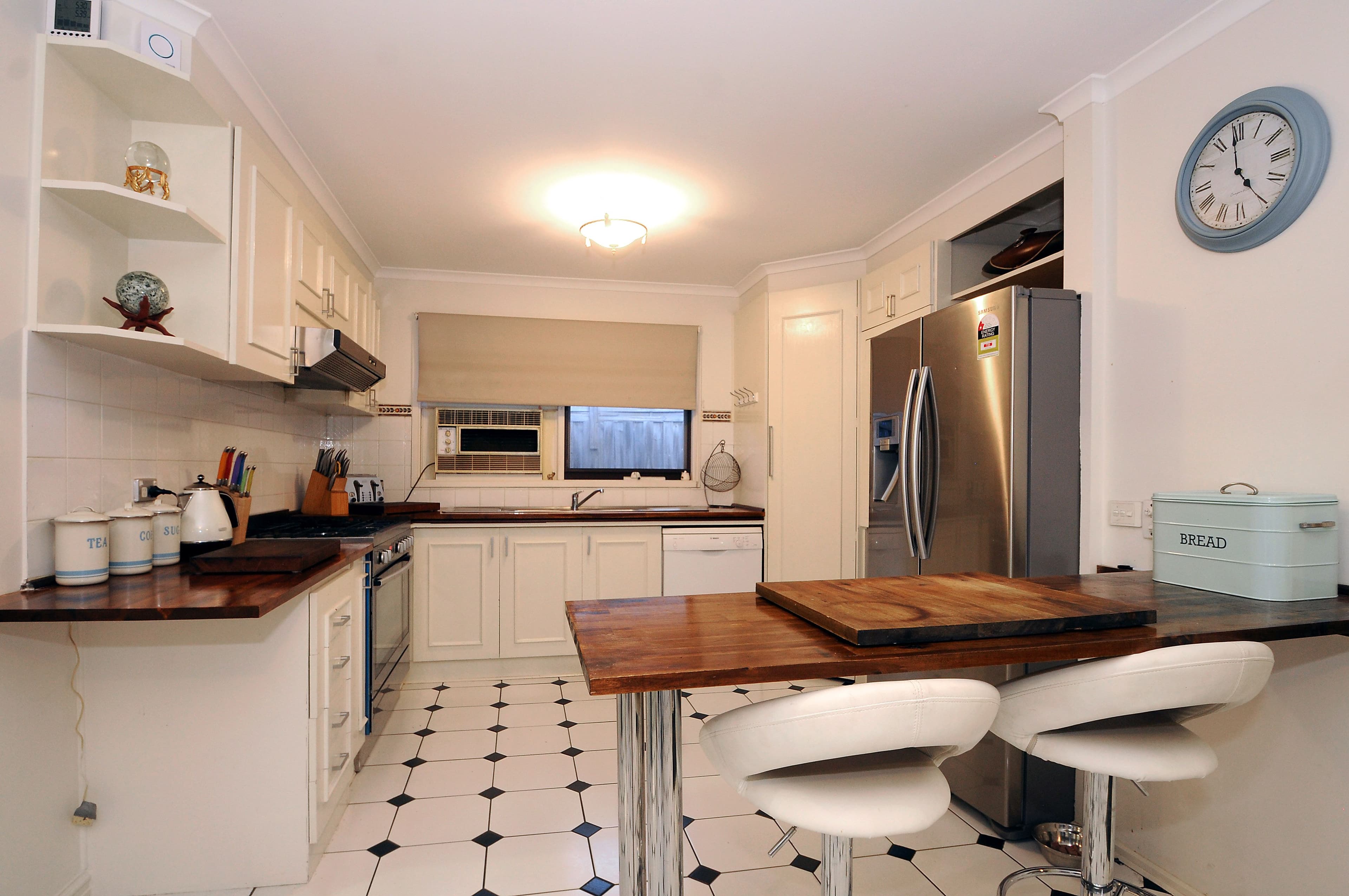 2 Carrington Crescent, Carrum Downs VIC 3201, Carrum Downs - Thumbnail 3