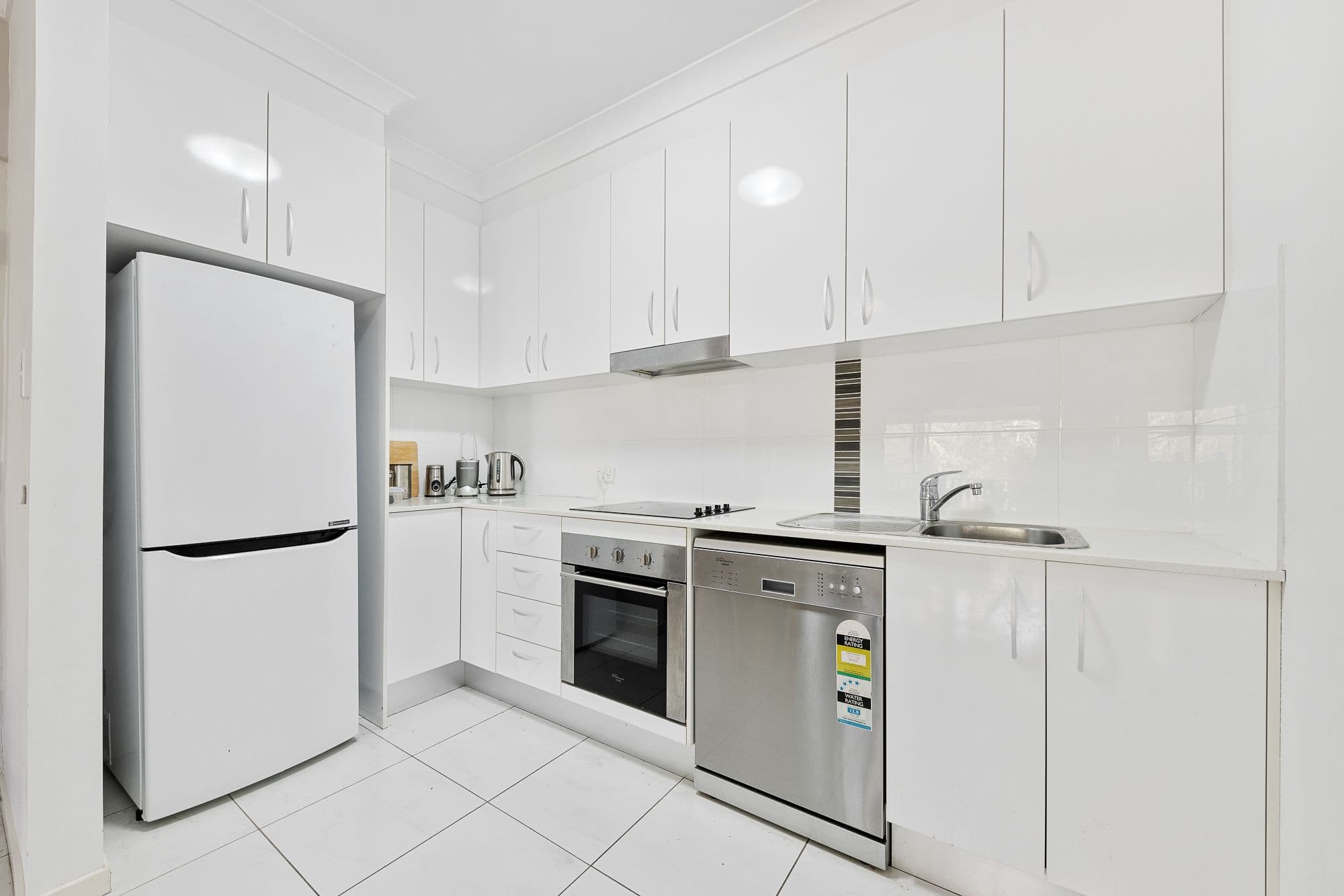 854 Sandgate Road, Clayfield QLD 4011, Clayfield - Thumbnail 2