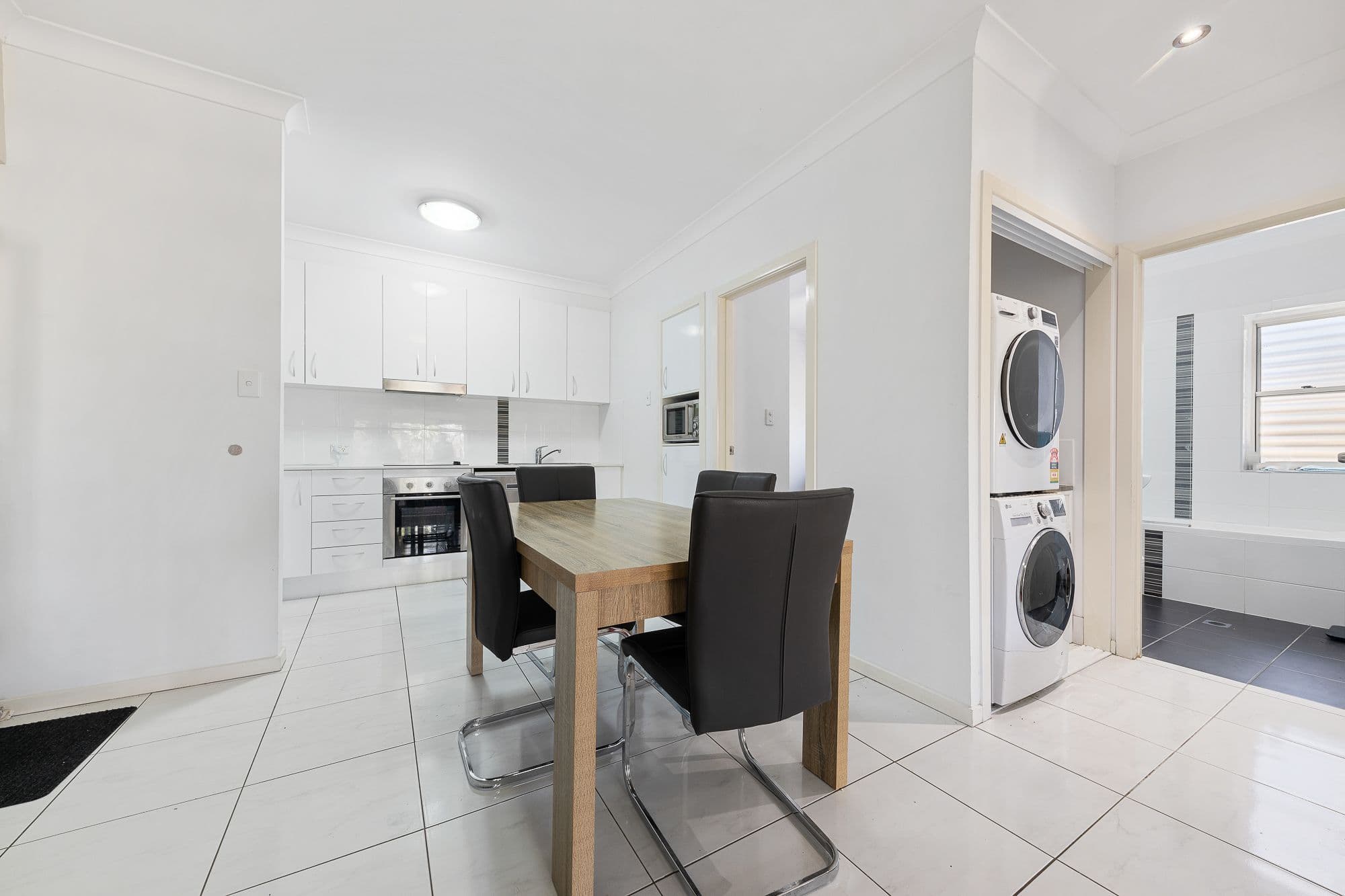 854 Sandgate Road, Clayfield QLD 4011, Clayfield - Thumbnail 3