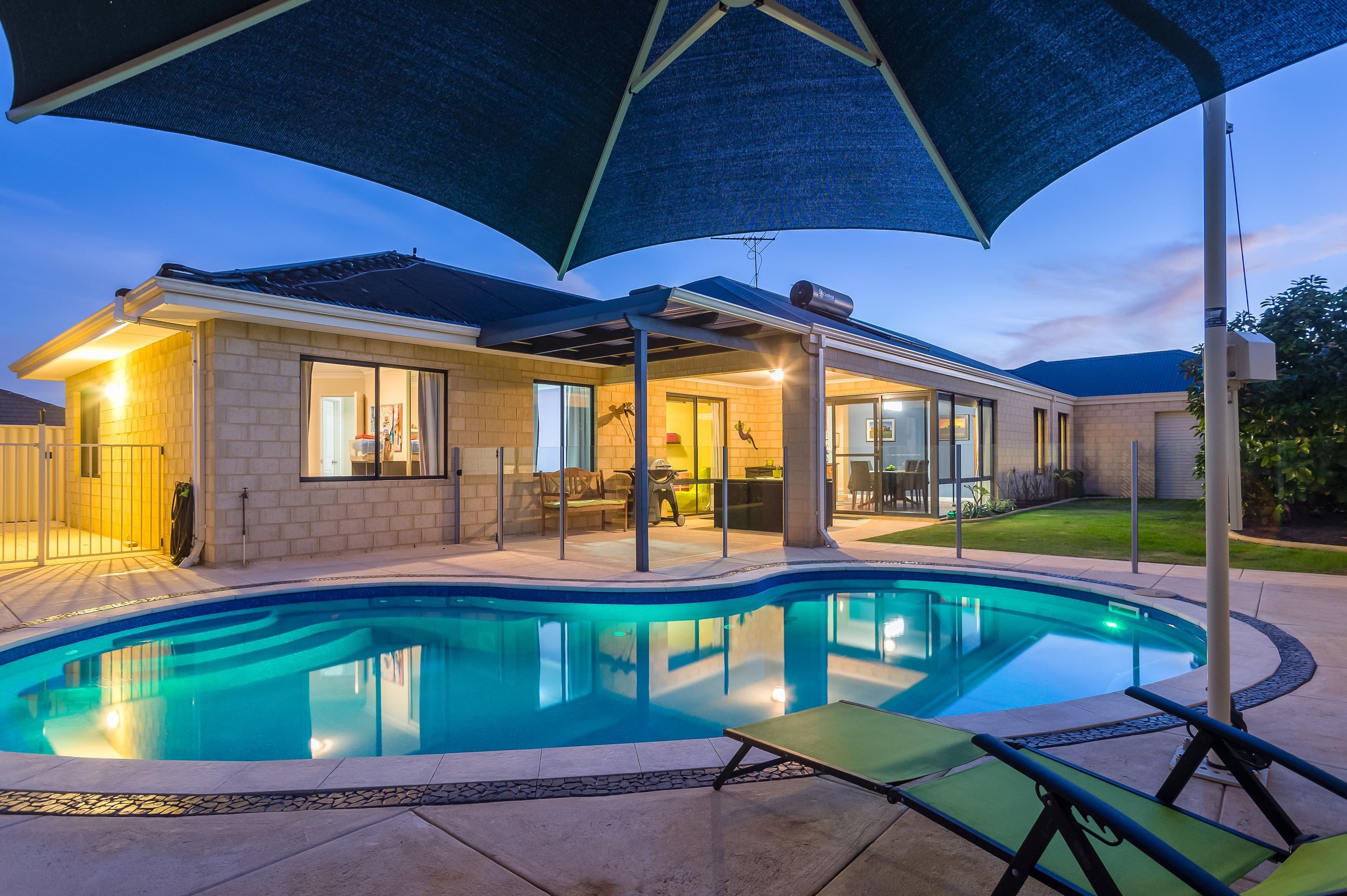 4 Rossmore Drive, Madeley WA 6065, Madeley - Image 1
