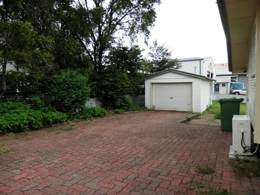 7 Lobley Street, Ipswich QLD 4305, Ipswich - Thumbnail 2
