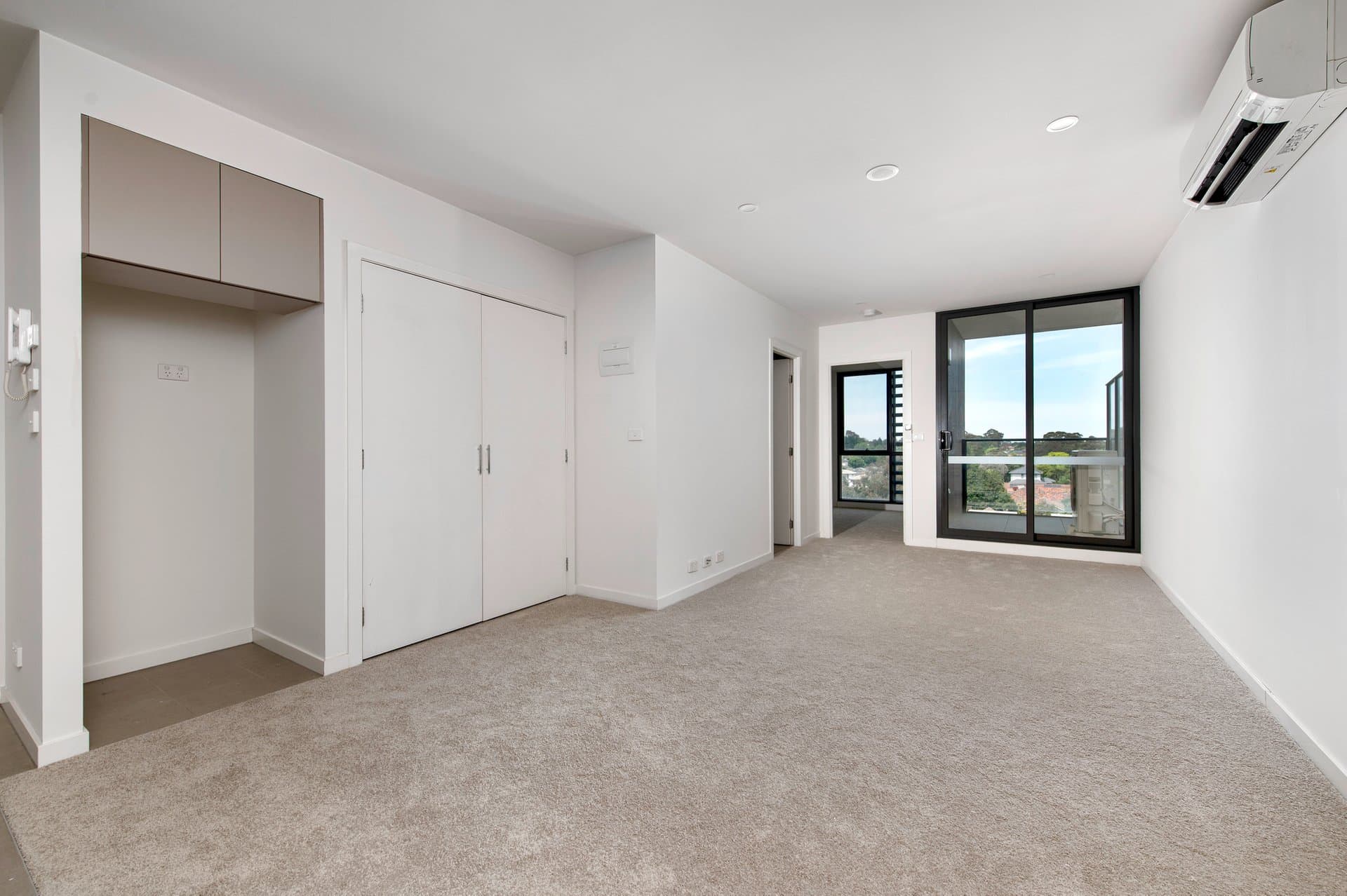 301/193-195 Springvale Road, Nunawading - Thumbnail 2