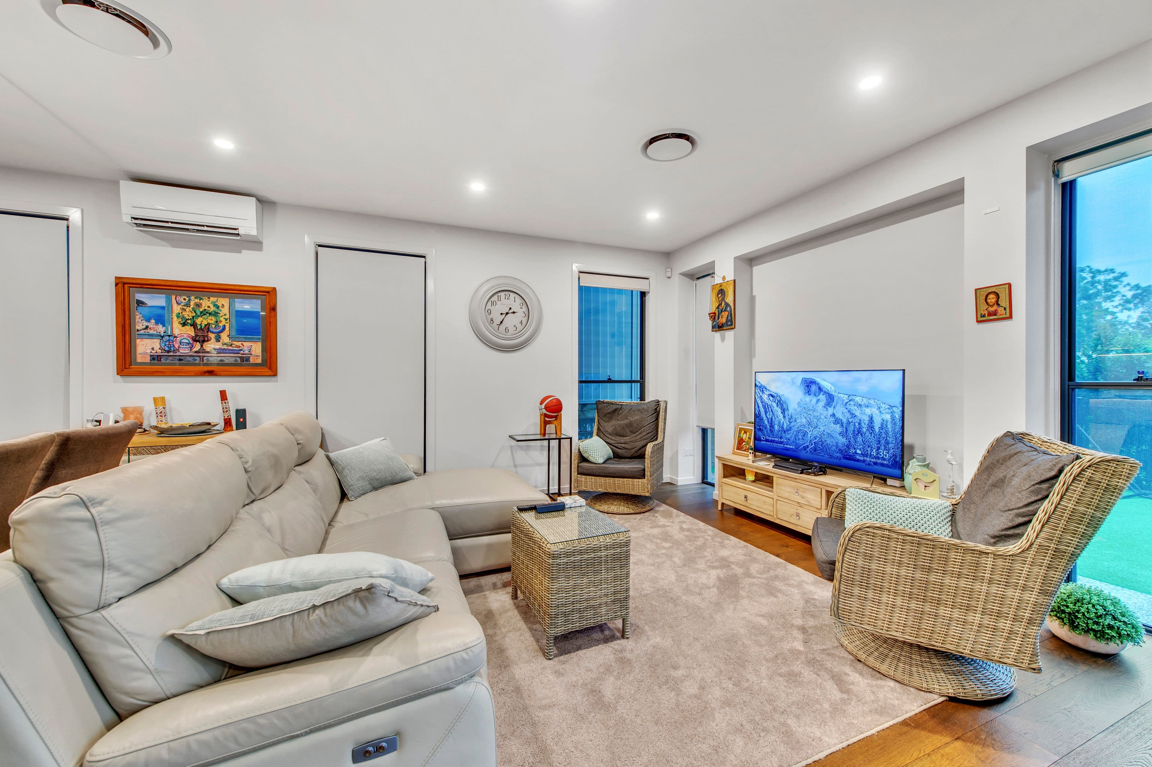 11 Cornwall Street, Pallara QLD 4110, Pallara - Thumbnail 2