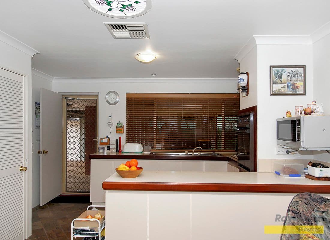23 Bradbury Place, ALEXANDER HEIGHTS WA 6064, Alexander Heights - Thumbnail 8
