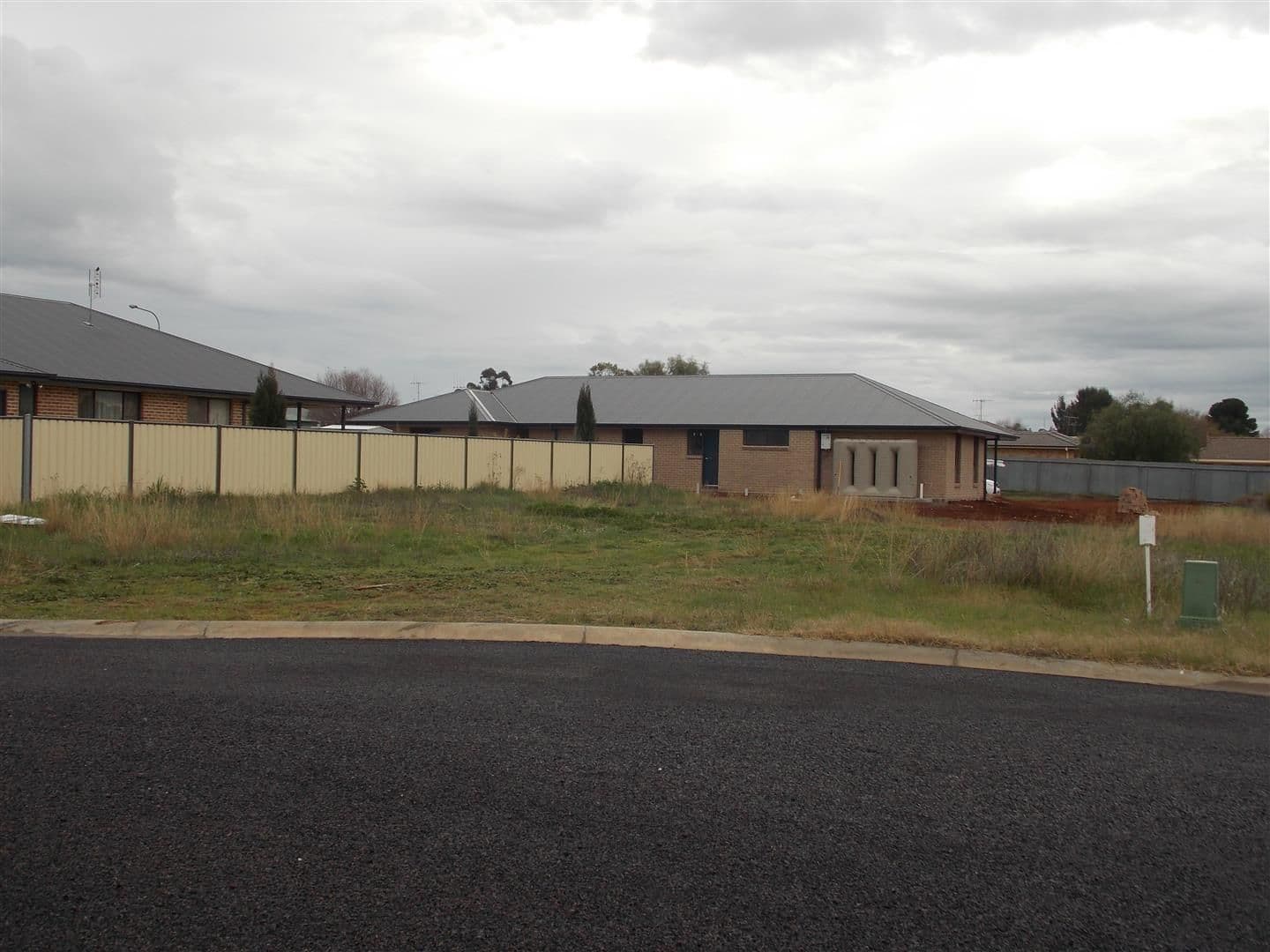 10 Monastry Close, PARKES NSW 2870, Parkes - Image 1