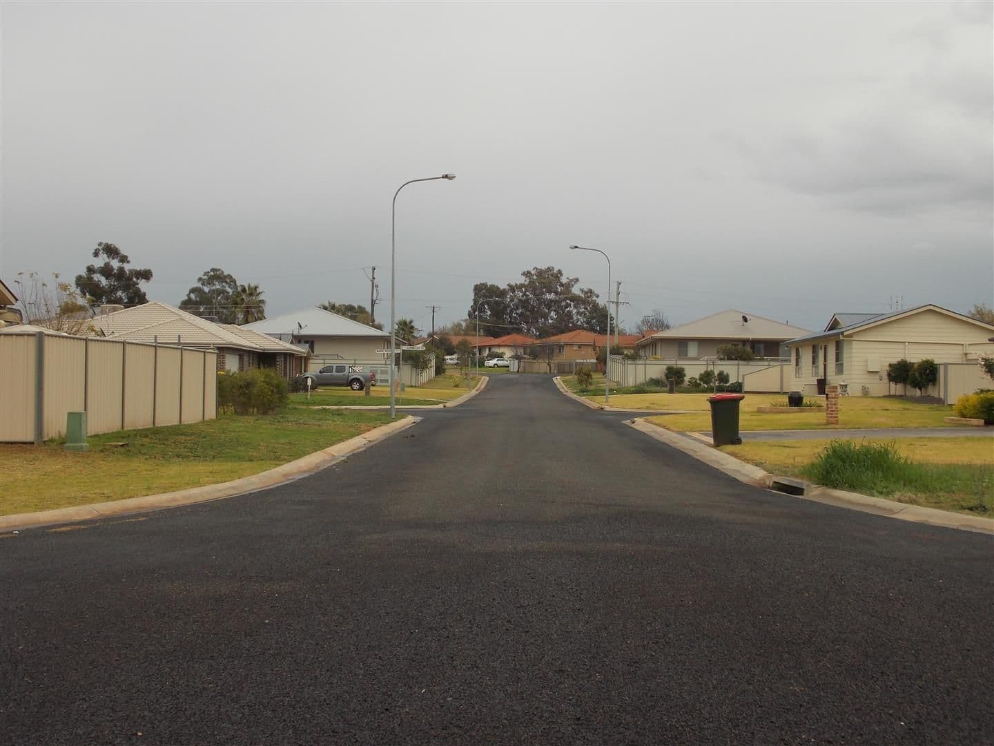 10 Monastry Close, PARKES NSW 2870, Parkes - Thumbnail 2