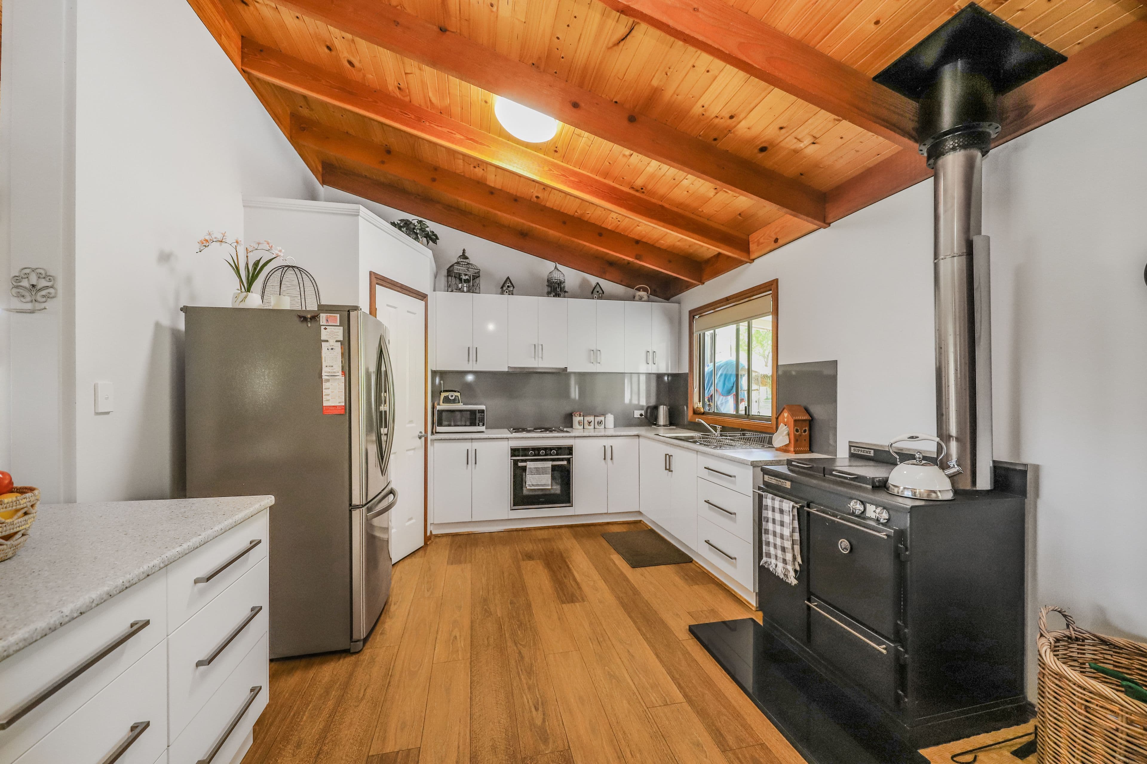 10 Booral Avenue, Tumut NSW 2720, Tumut - Thumbnail 6