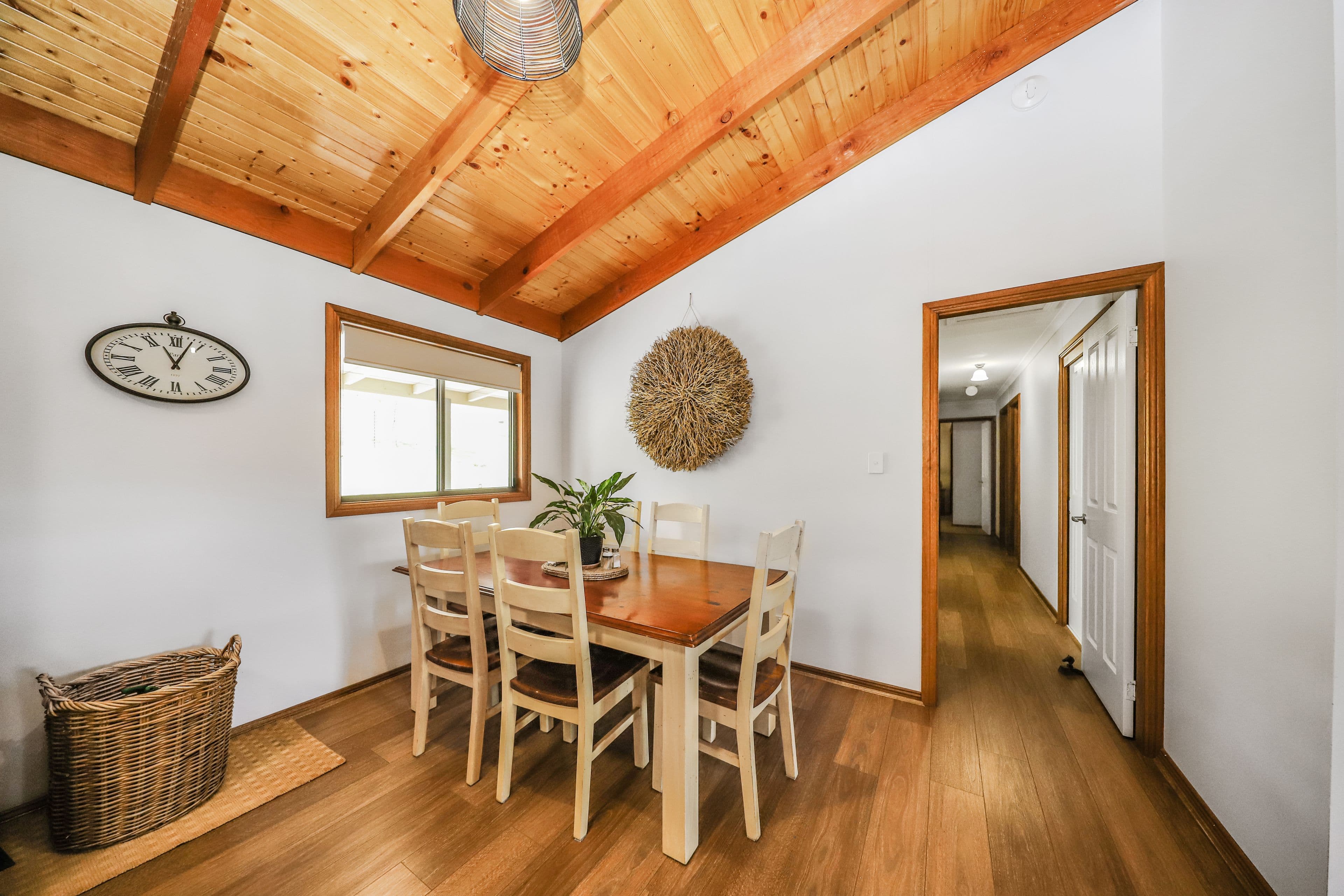 10 Booral Avenue, Tumut NSW 2720, Tumut - Thumbnail 7