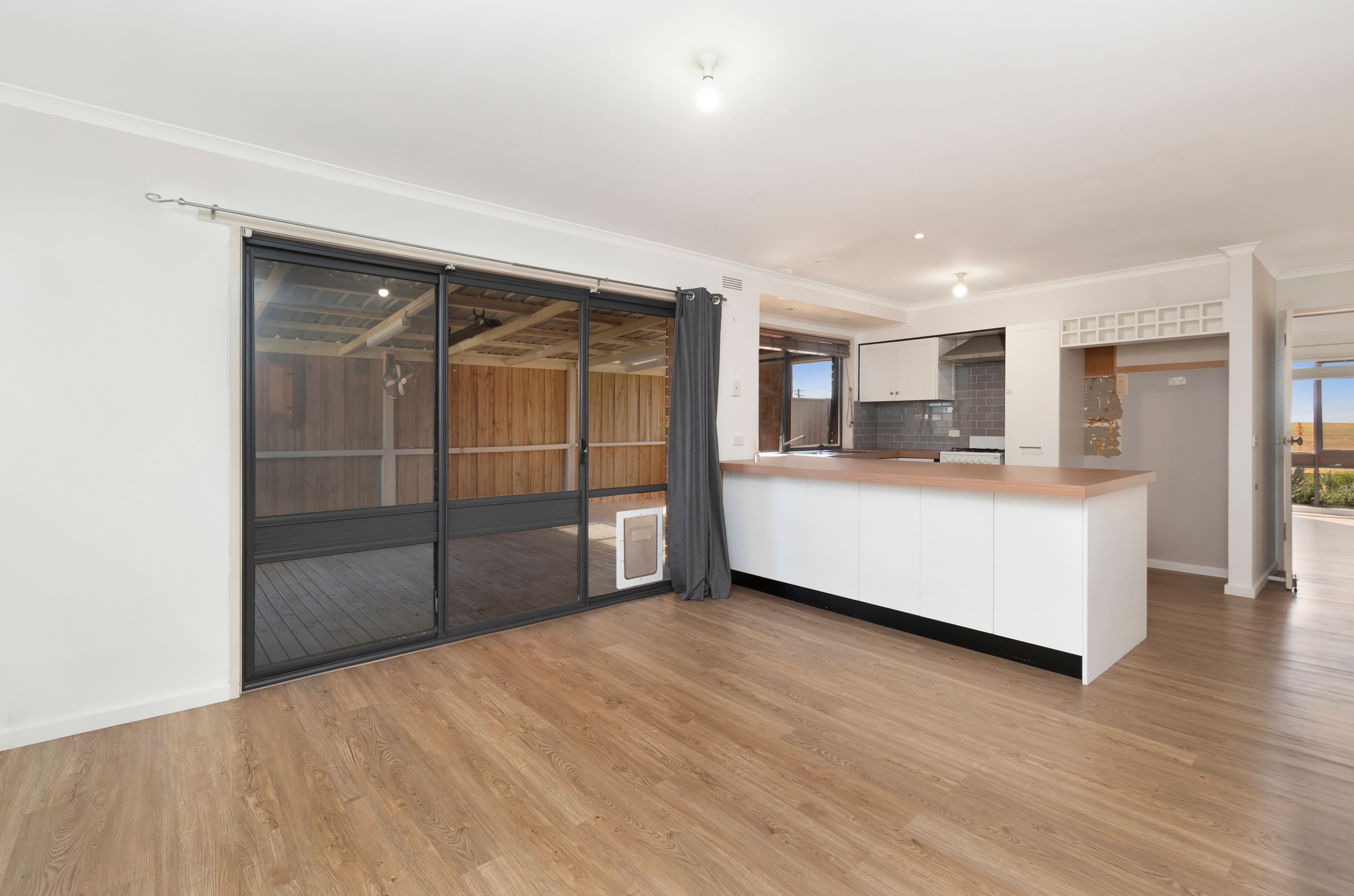 5 Tower Square, Warrnambool VIC 3280, Warrnambool - Thumbnail 3
