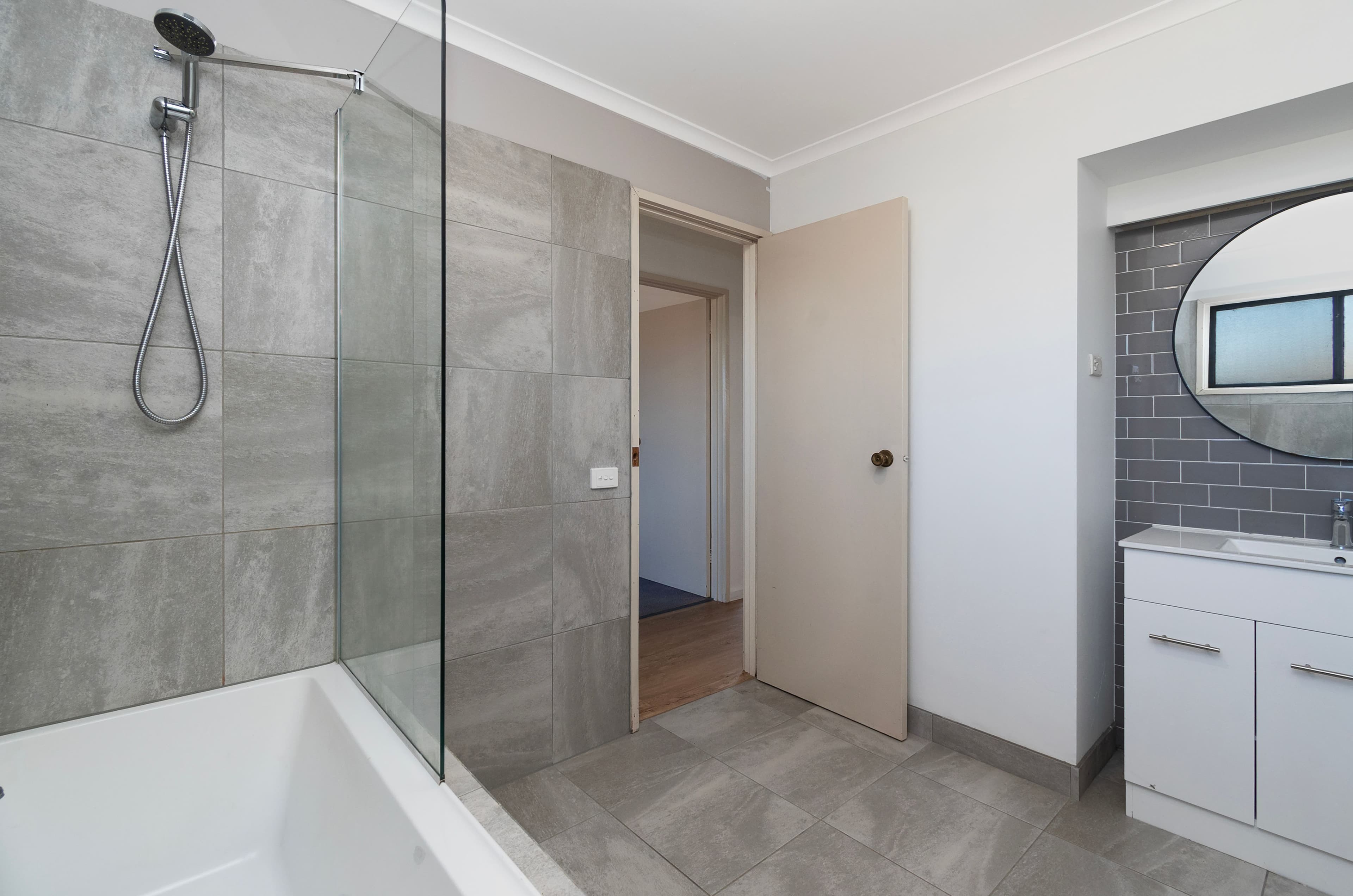 5 Tower Square, Warrnambool VIC 3280, Warrnambool - Thumbnail 5