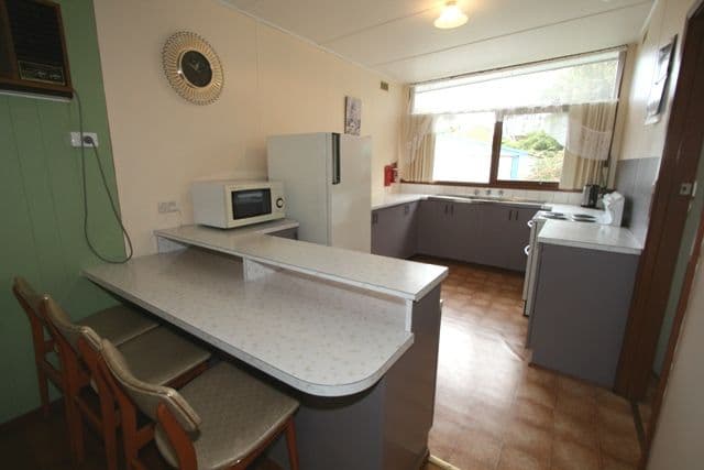 7 Shamrock Avenue, COWES VIC 3922, Cowes - Thumbnail 2