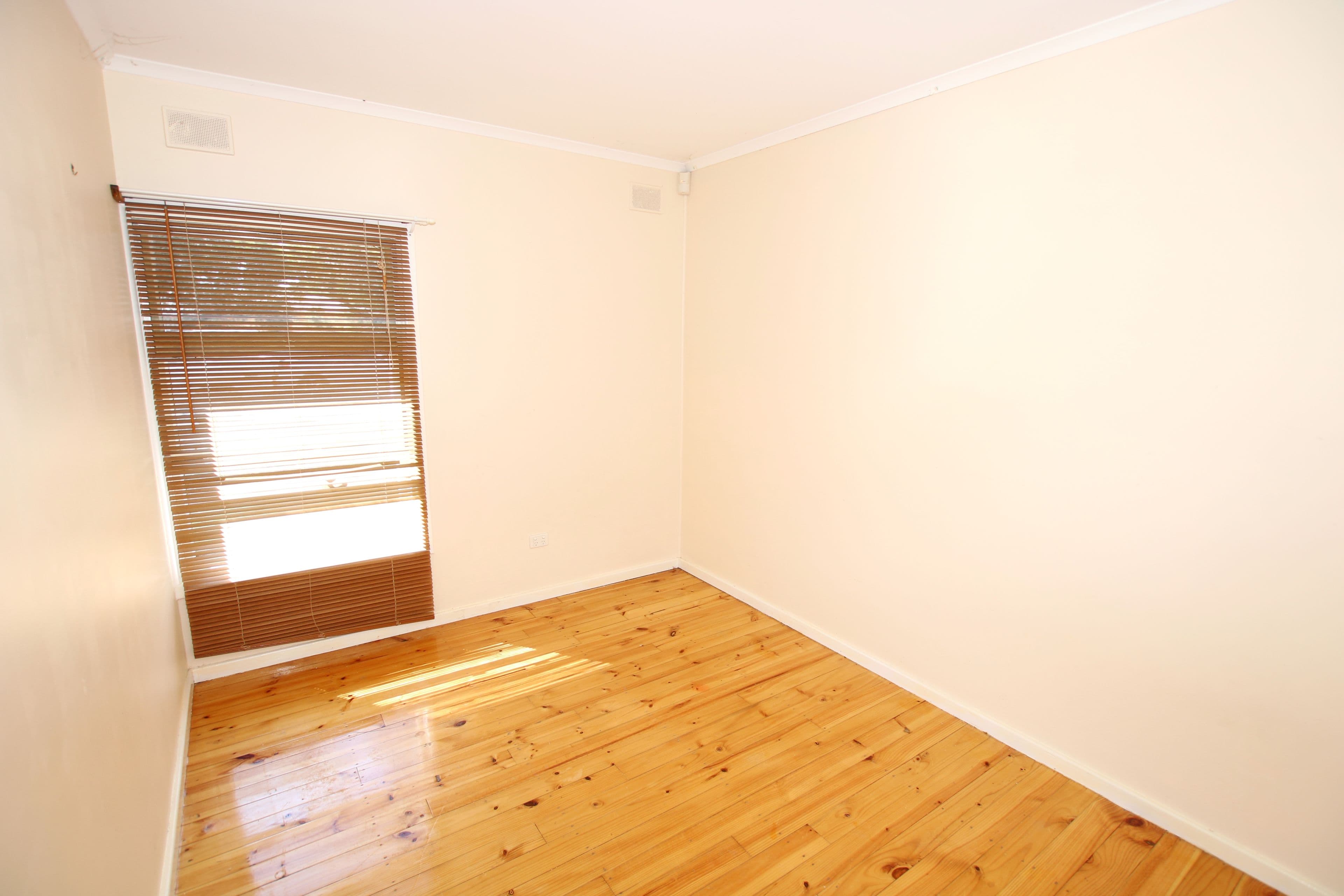 4 Obst Street, Berri SA 5343, Berri - Thumbnail 8