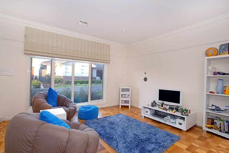 16 Powers Street, DONVALE VIC 3111, Donvale - Thumbnail 3