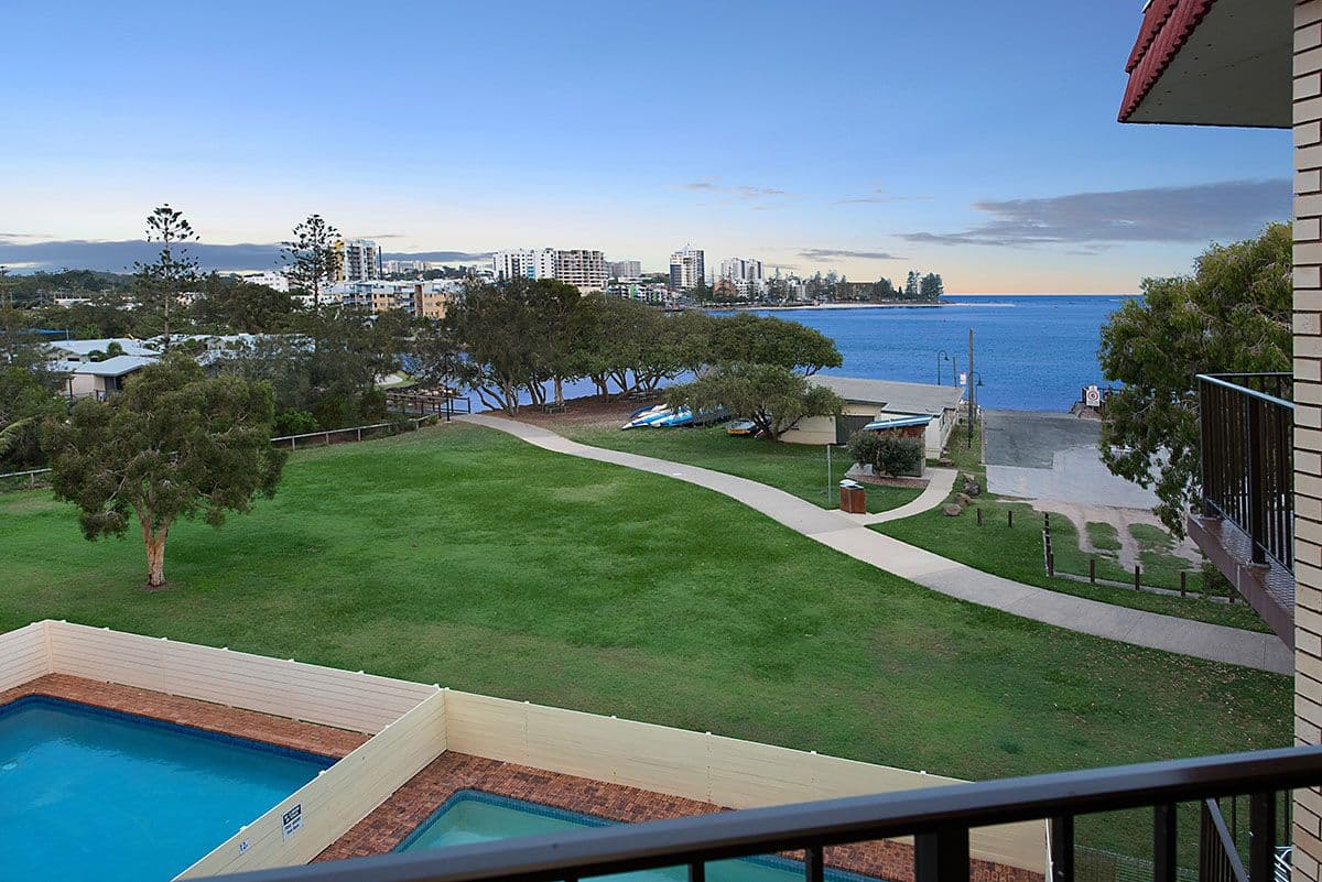13 Landsborough Parade, Golden Beach QLD 4551, Golden Beach - Thumbnail 3